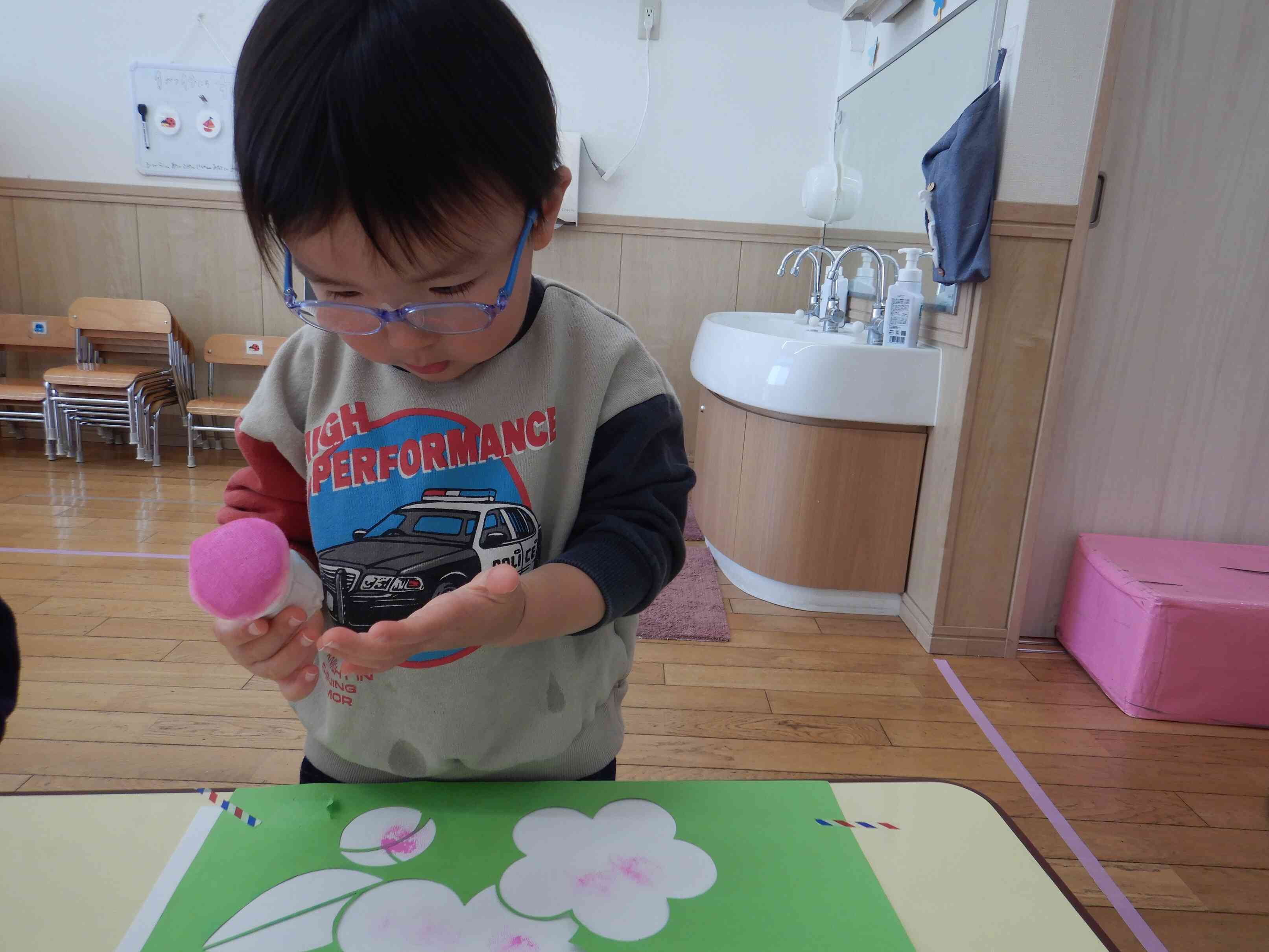 あれれ．．．おててについちゃった？