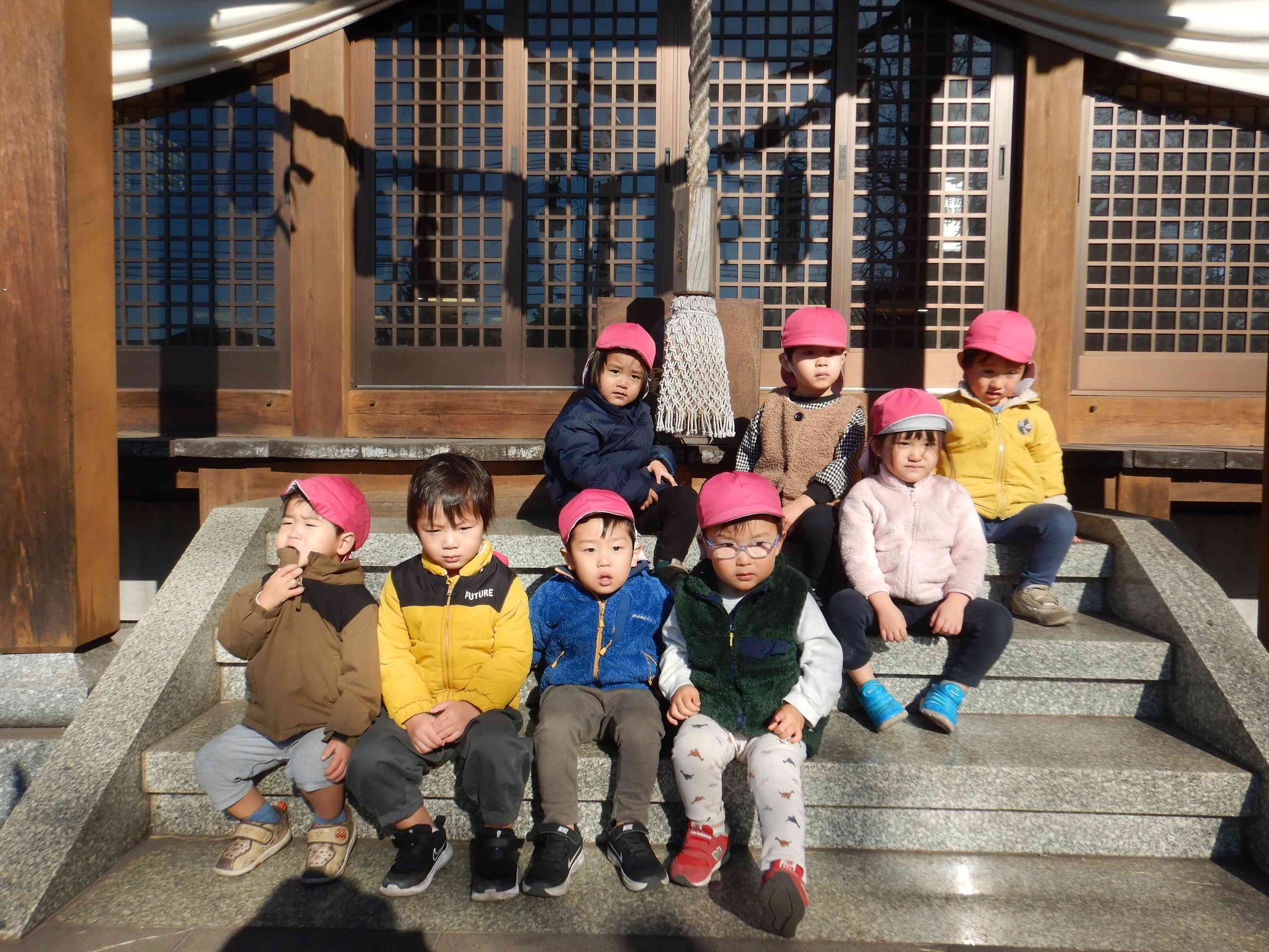 こっちこっちみてみてー　はいポーズ！