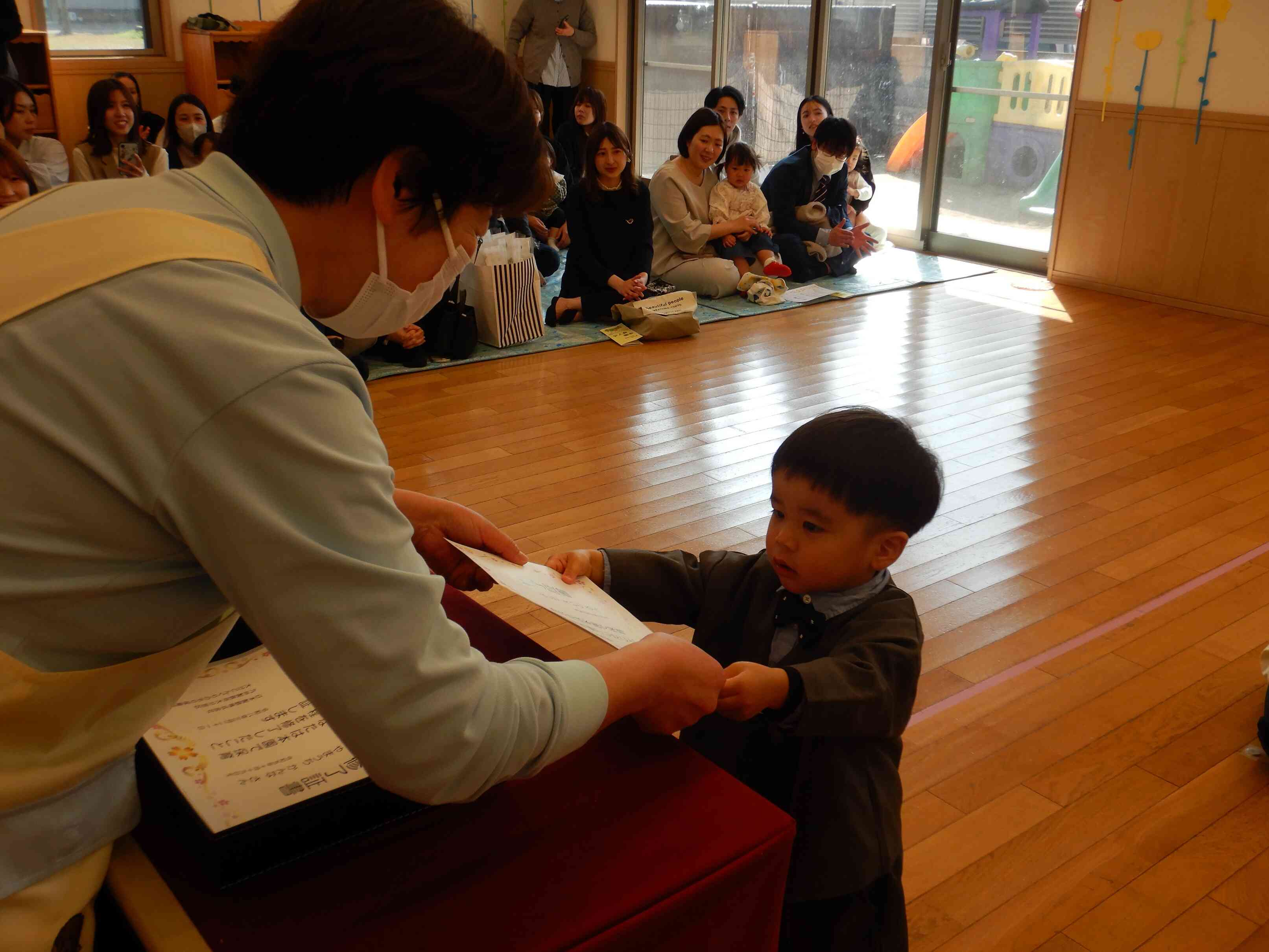 1歳児さんもびしっと決まってるね☆