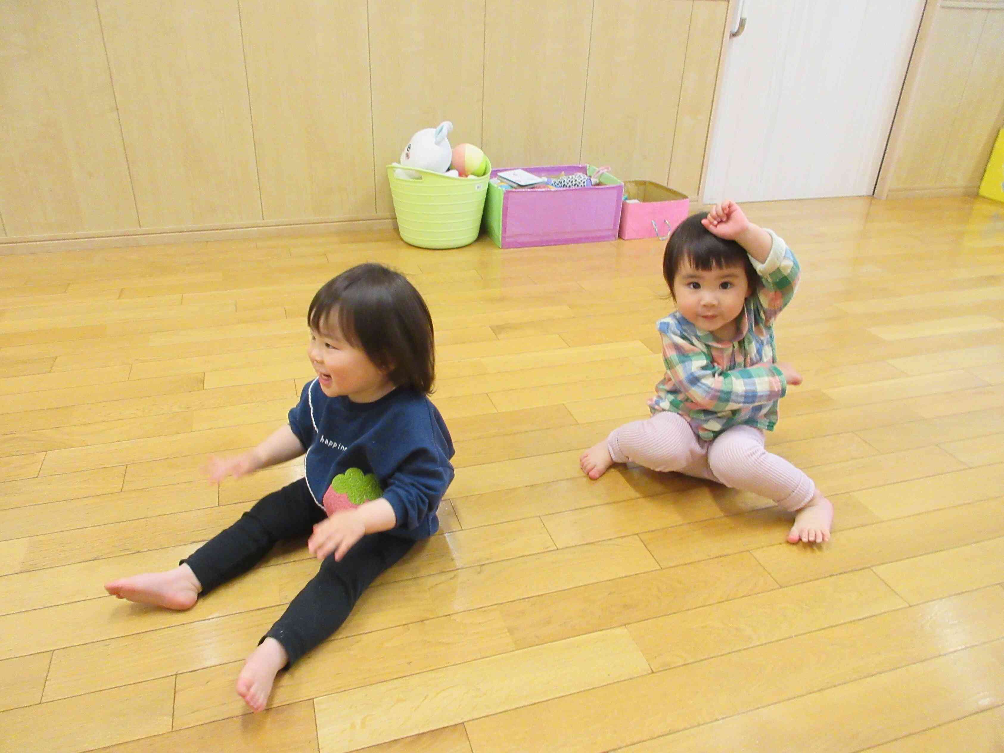 おさるさんポーズ！イェイ‼