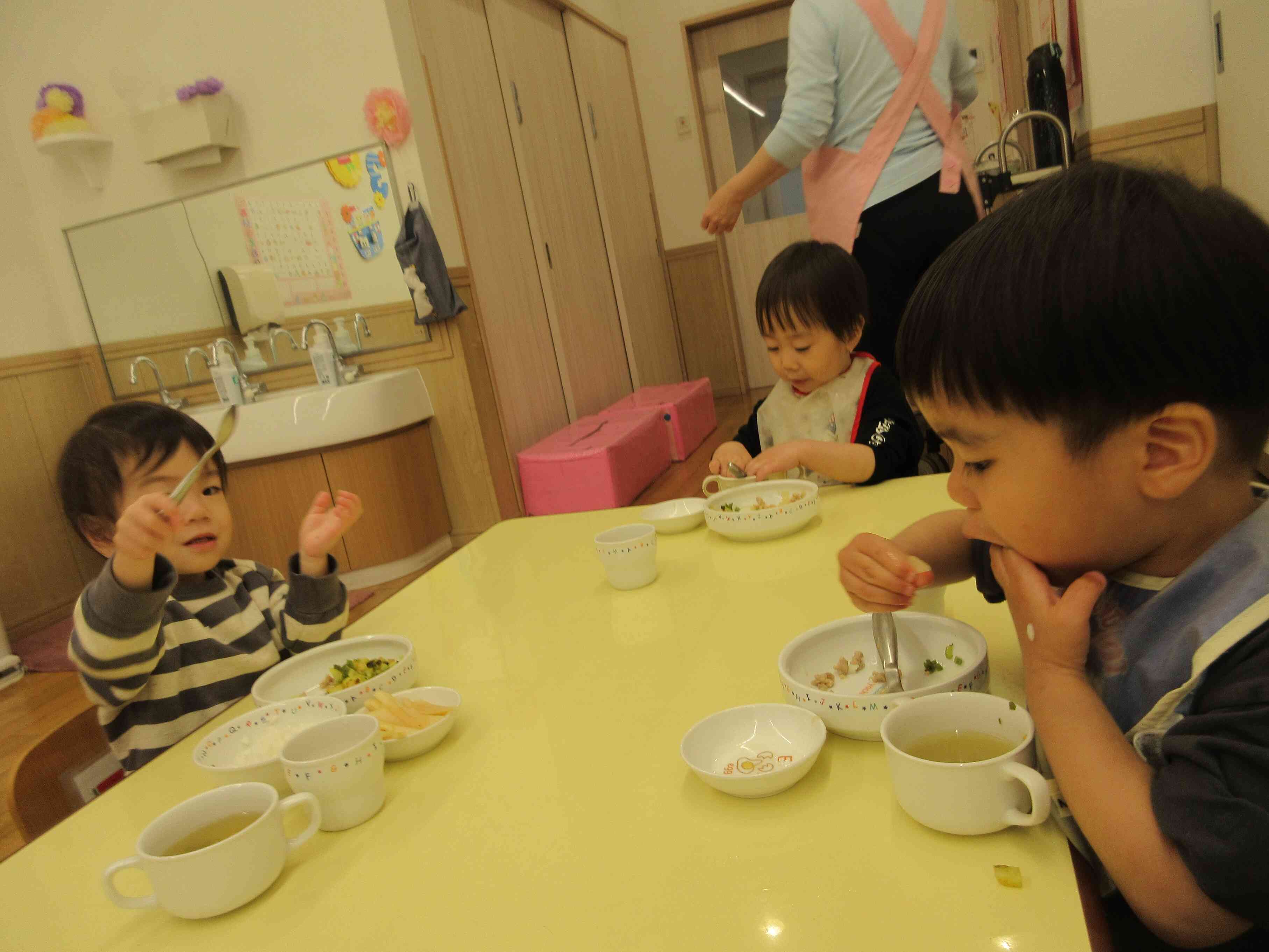 給食！美味しいねー