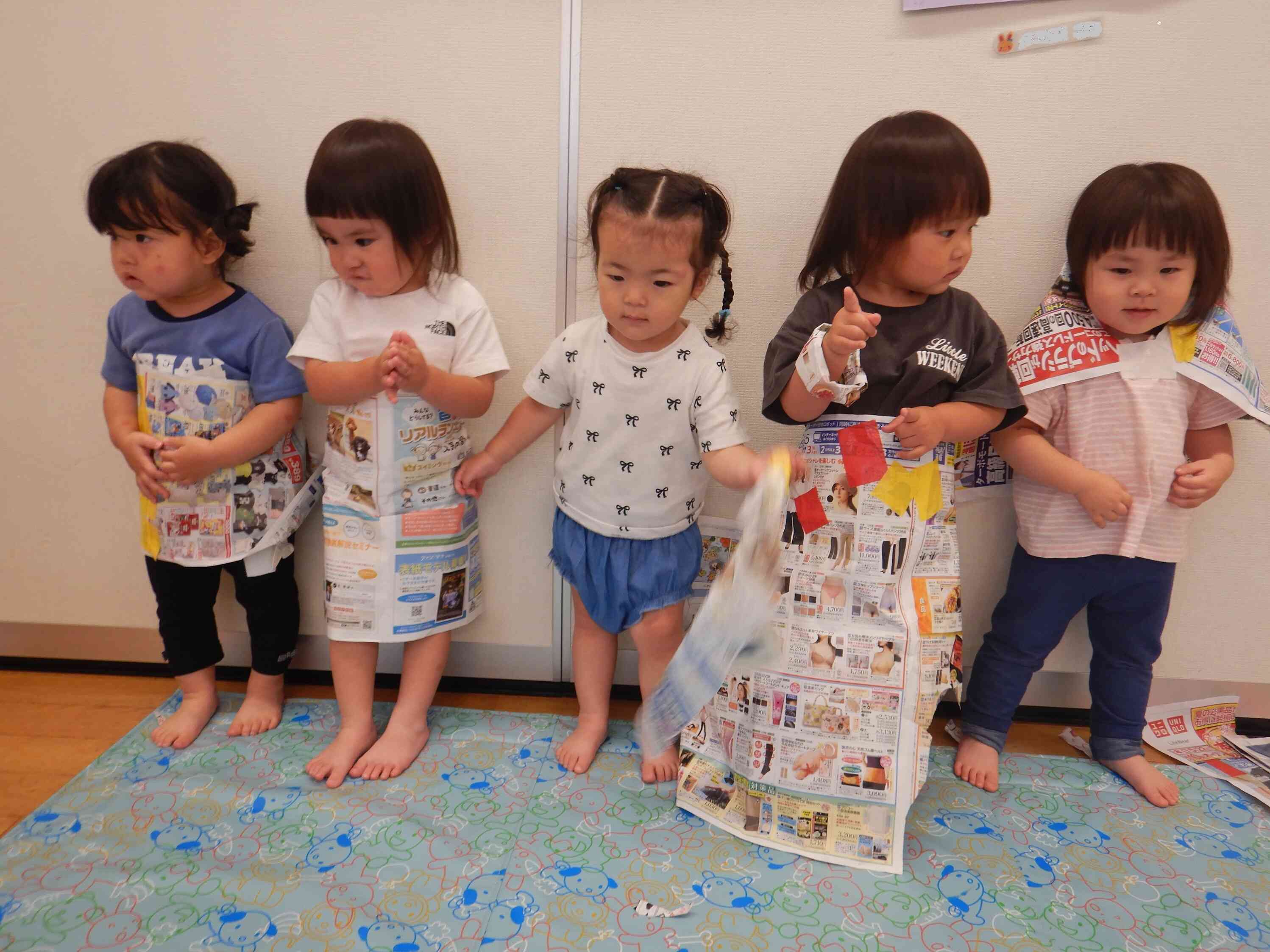 広告で衣装を作成♡