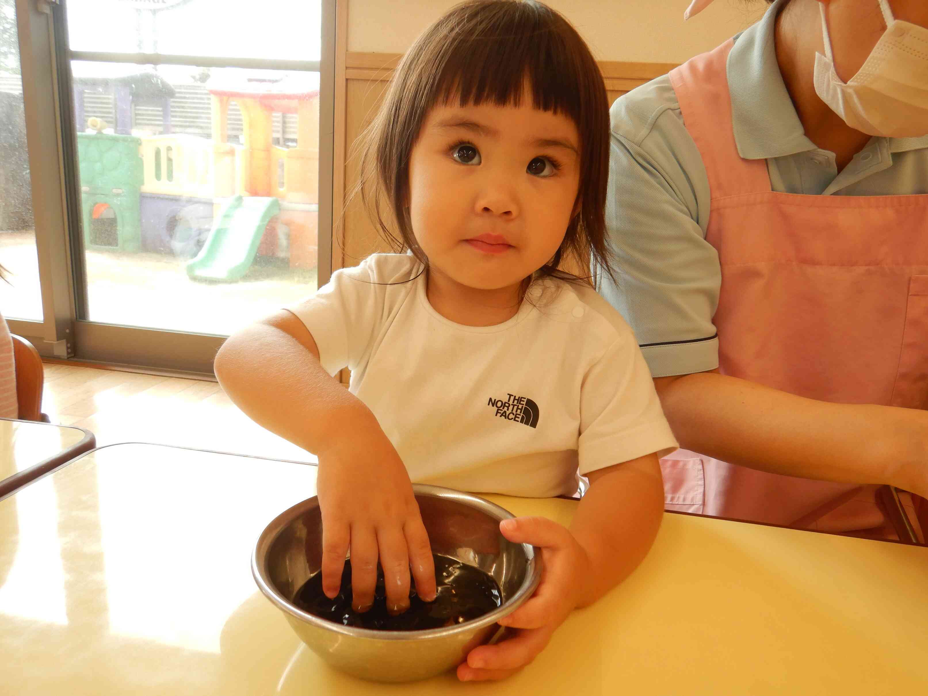 なんだか美味しそうなにおいもする♪