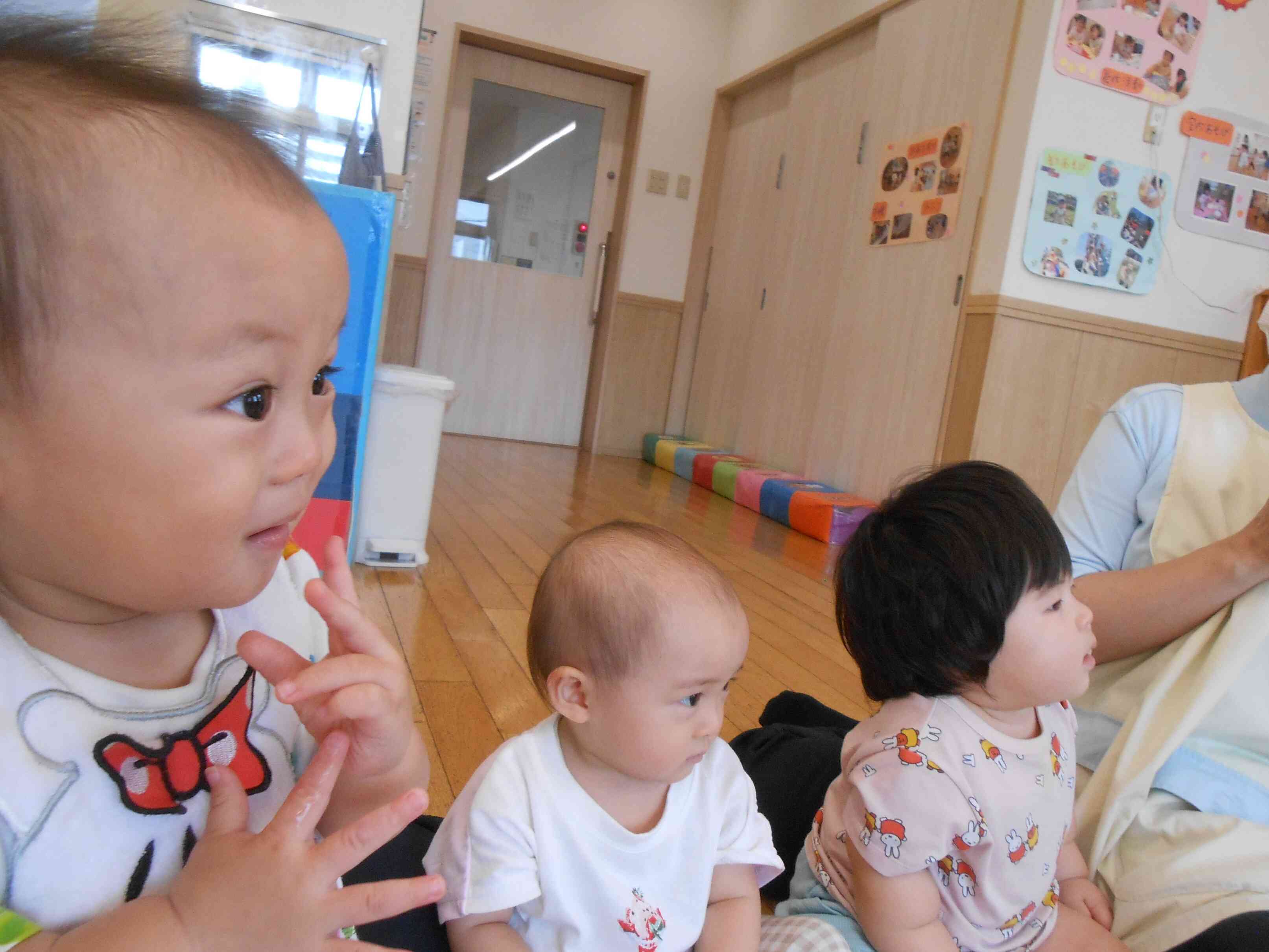 新しいお友だちは、はじめてのリトミック♪