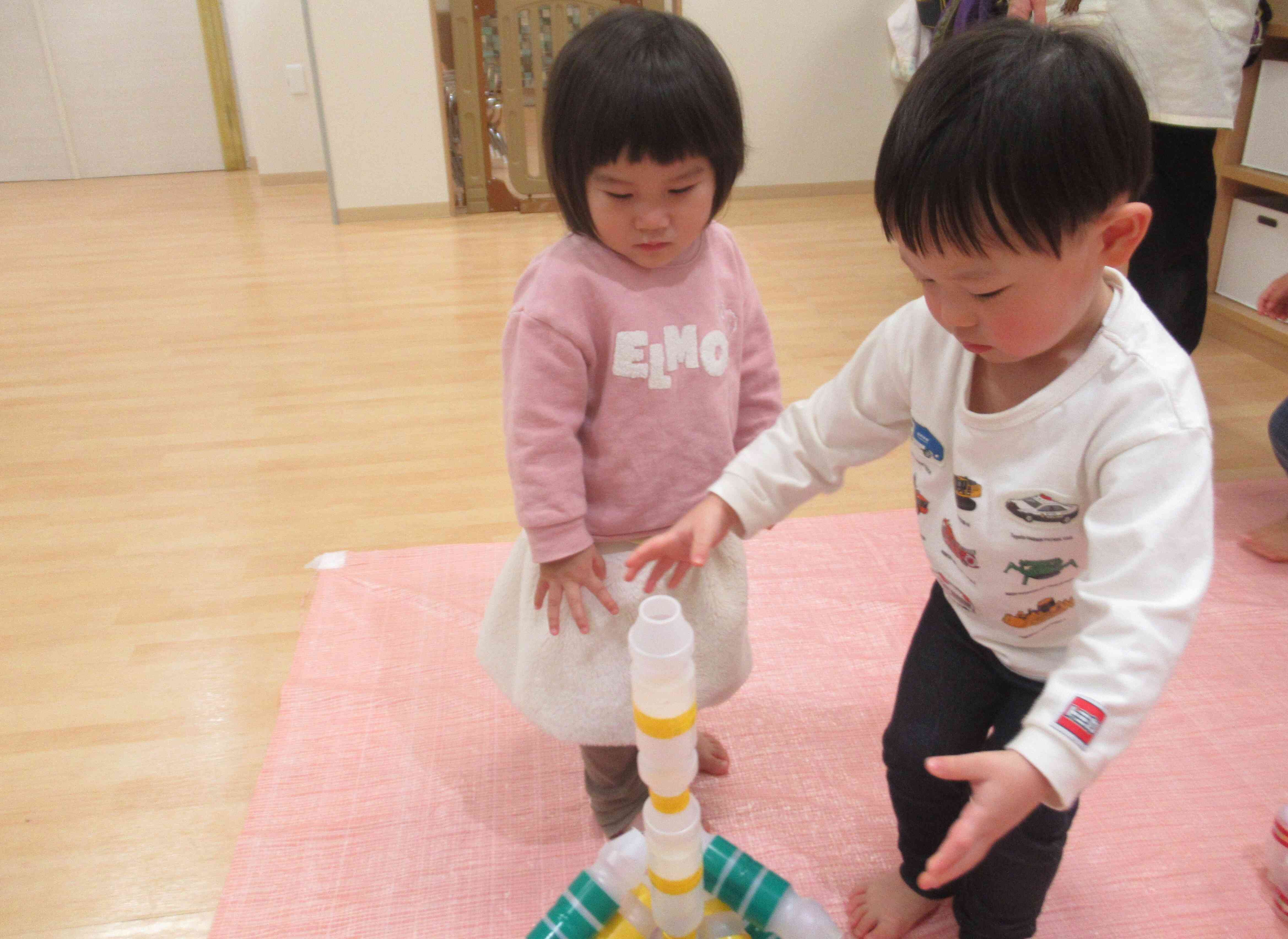 輪投げも楽しい！ぽーん！