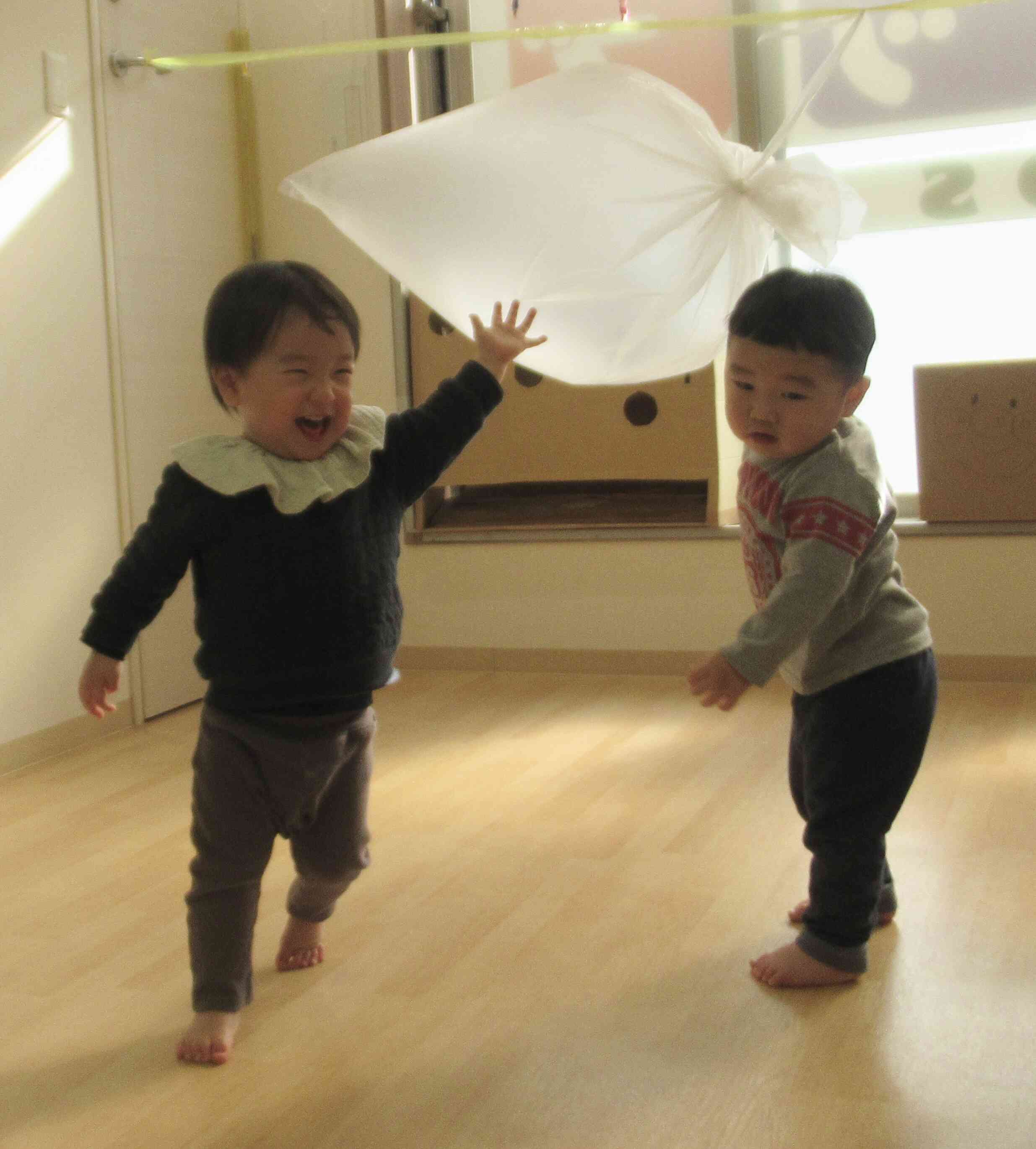 ビニール袋遊び