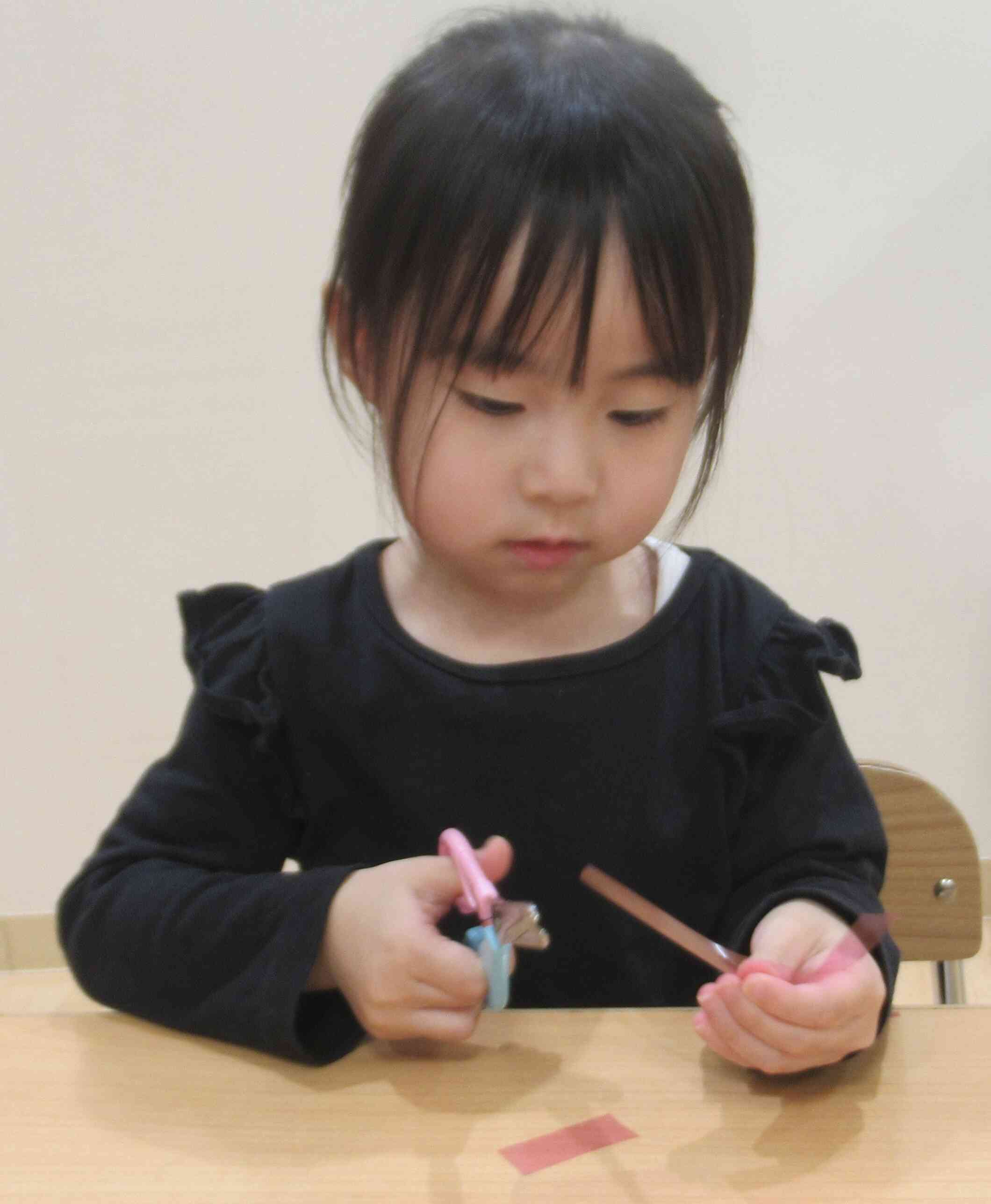 真剣な顔つきで、、、