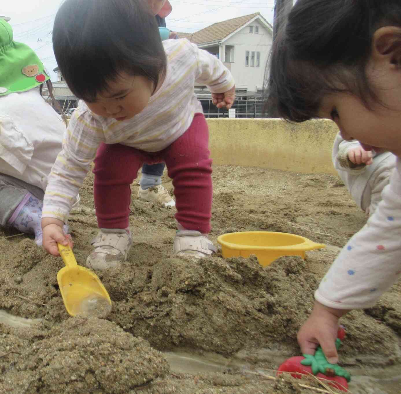 泥遊びしたよ〜！