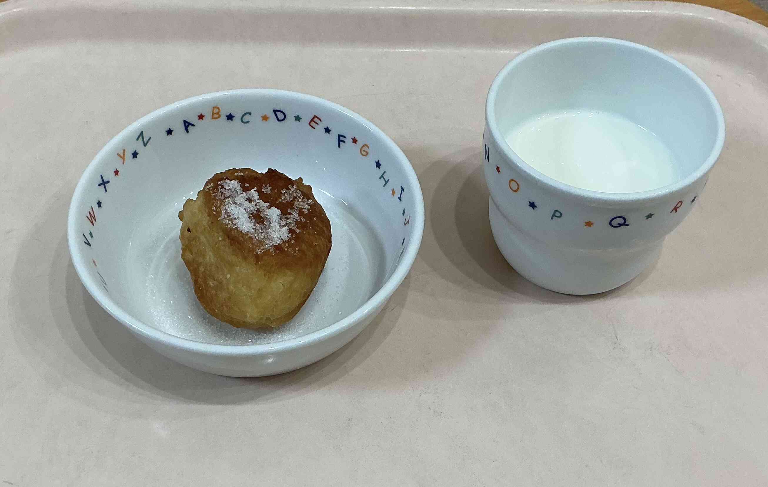 ６月１１日 (木)  うどんドーナツ