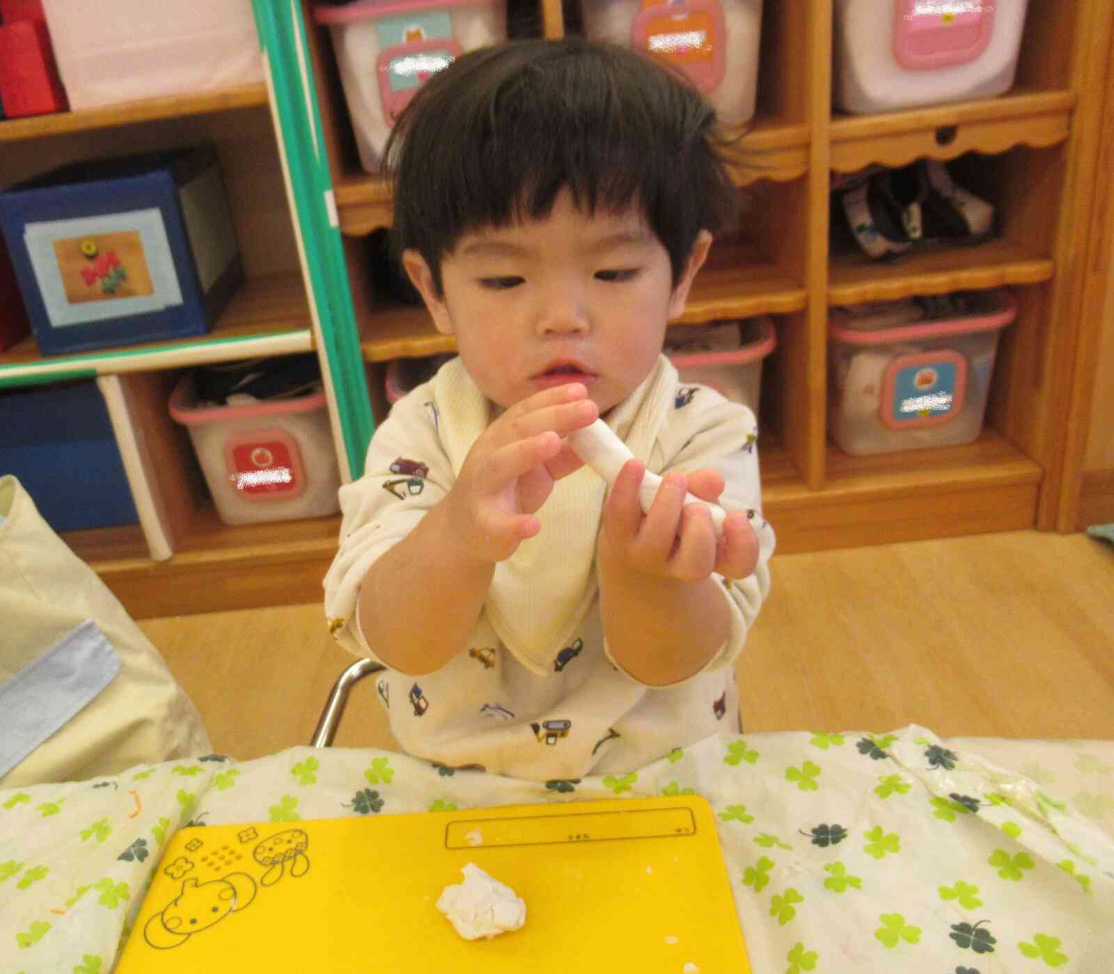 粘土遊びをしたよ☆（あひる組）