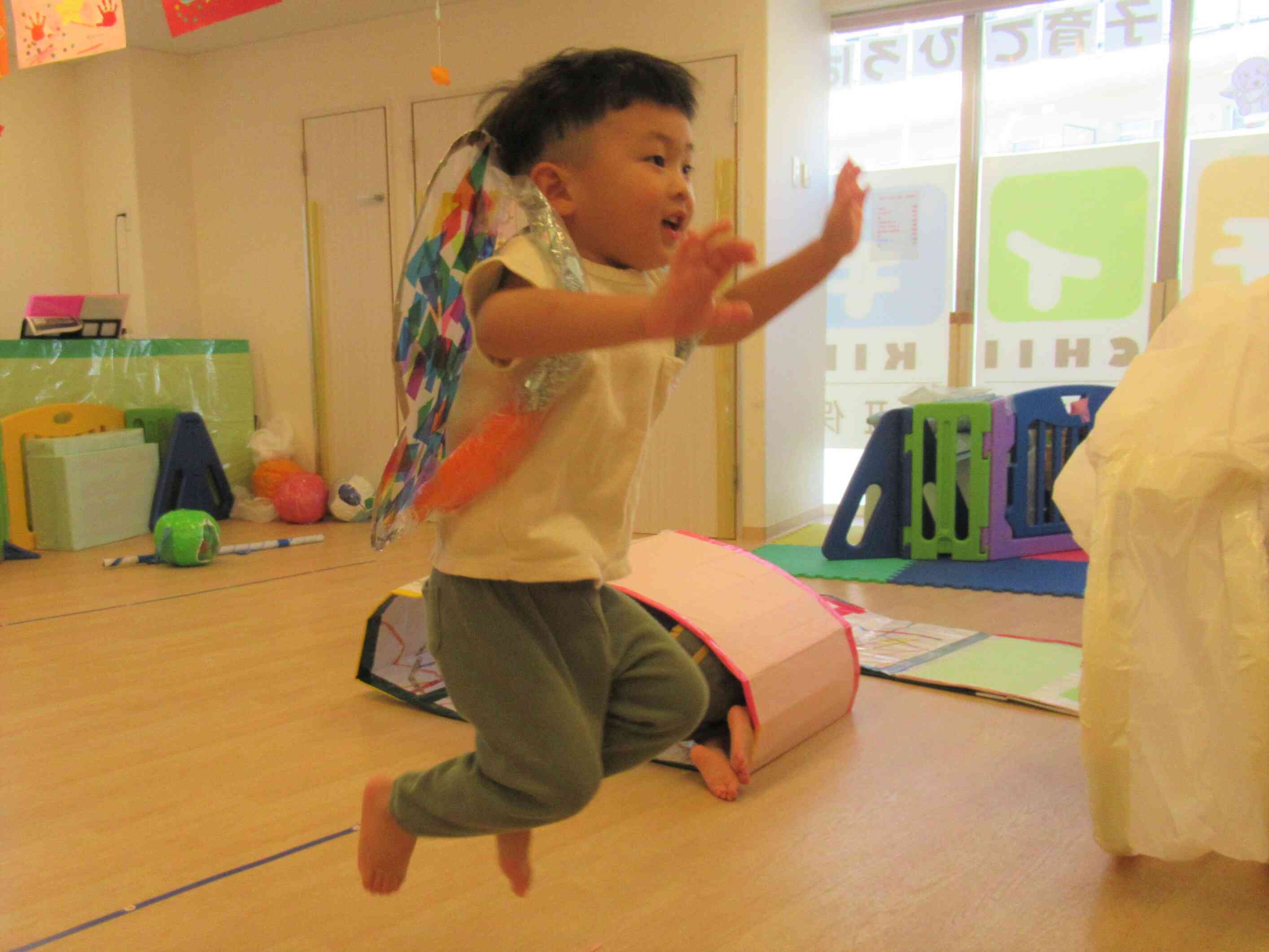 ちょうちょに変身！ジャーンプ！