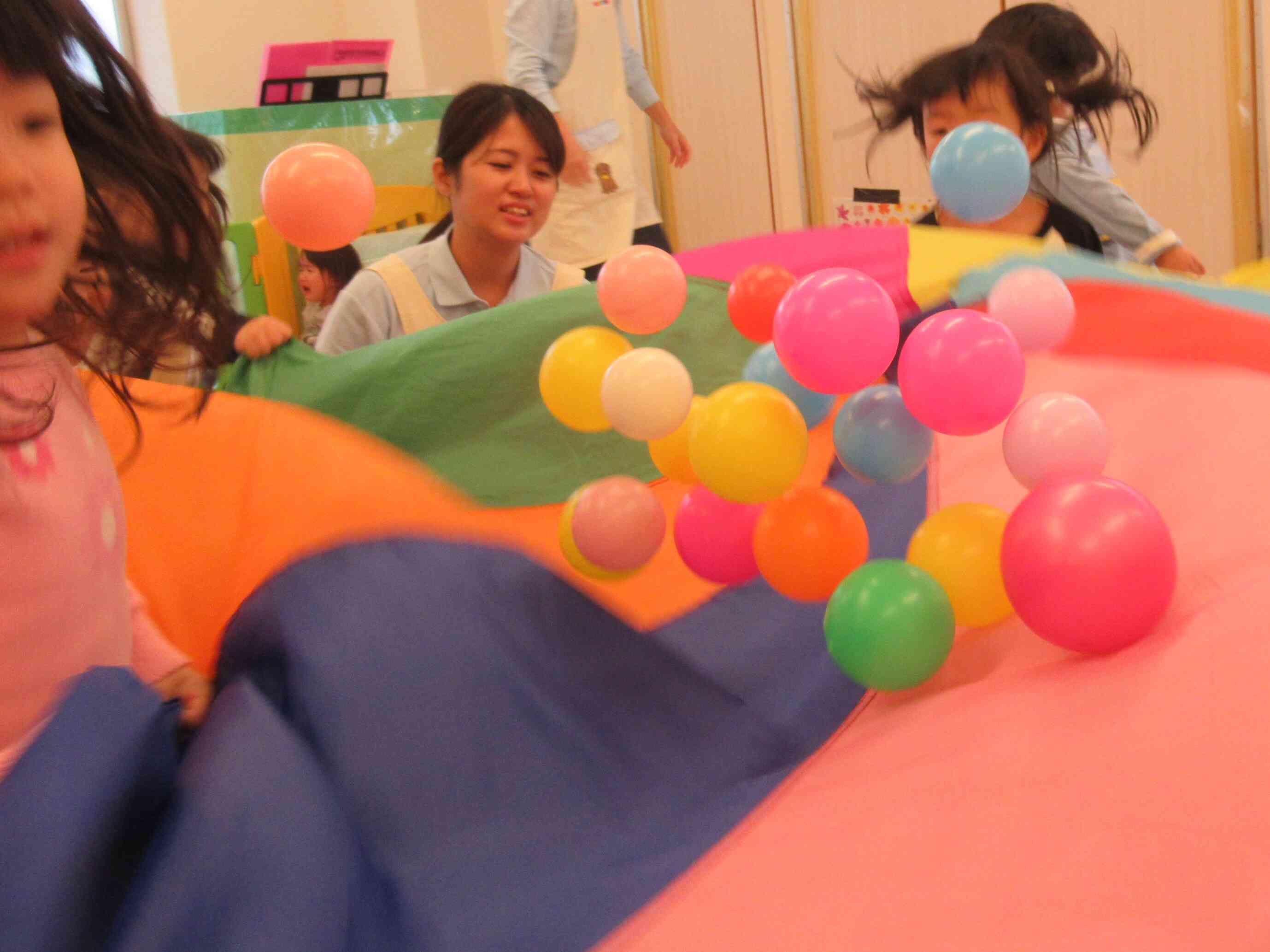 室内の運動遊び