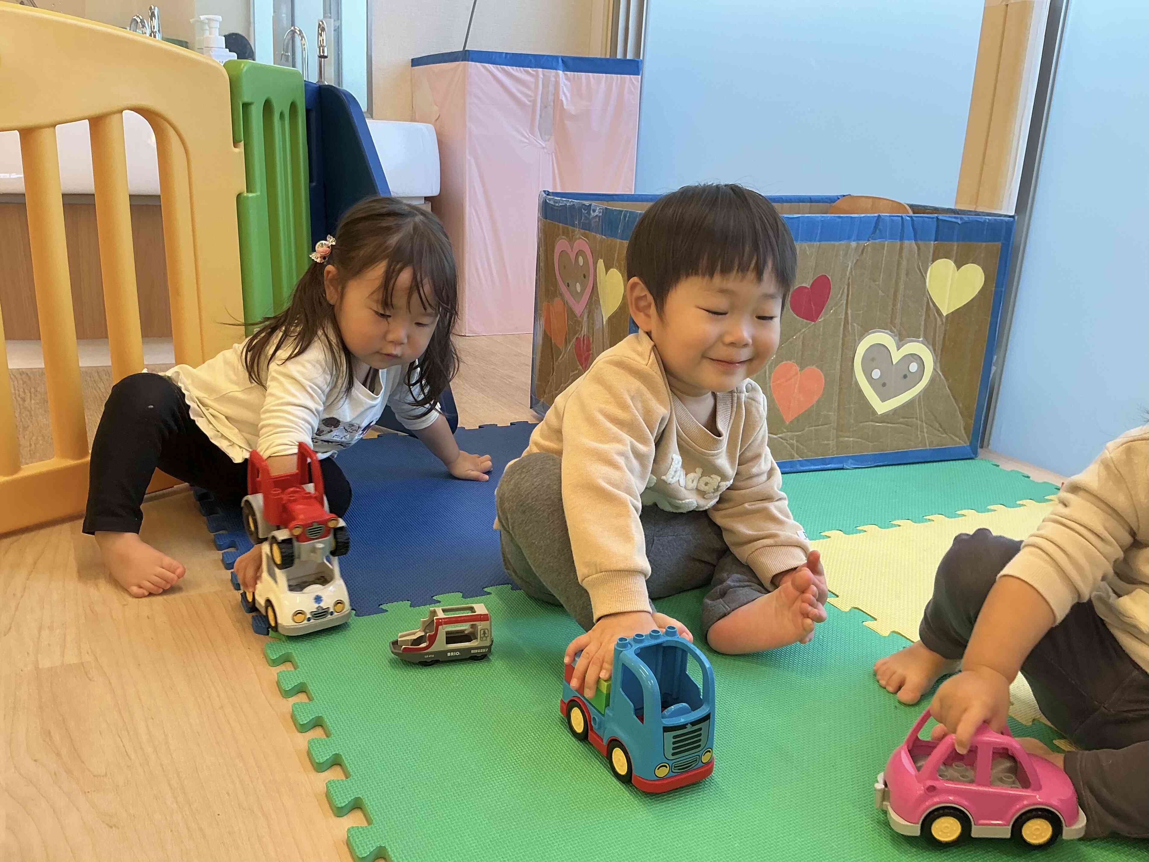 あひる組ブロック遊び