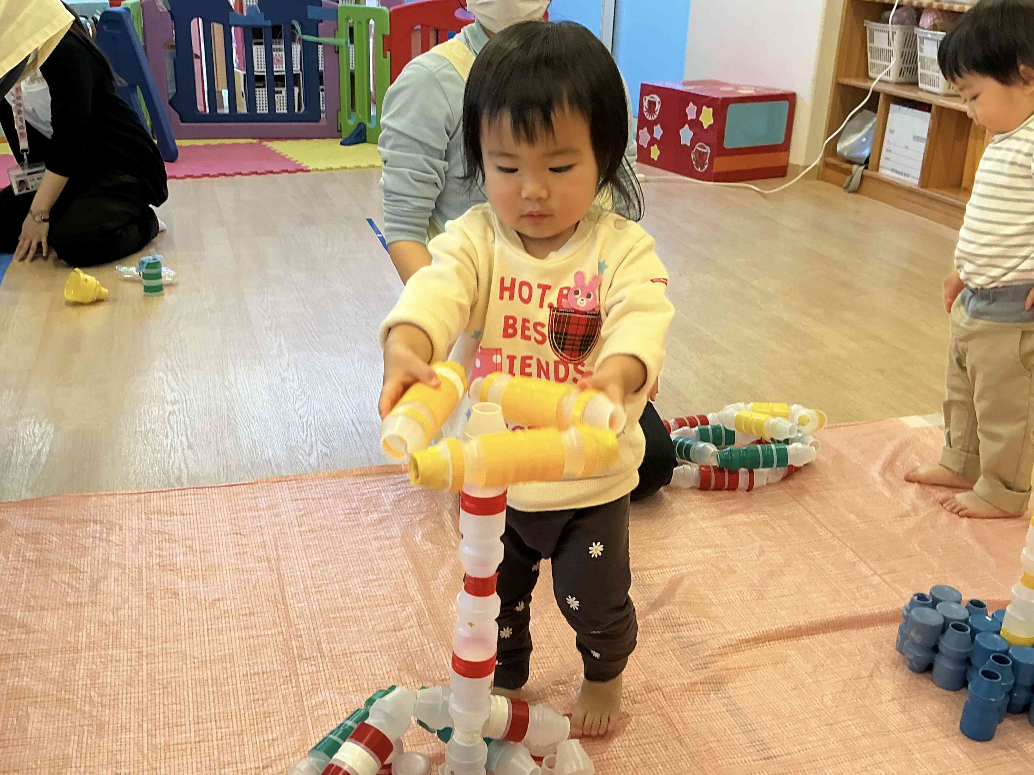 ヤクルトの輪投げに挑戦!