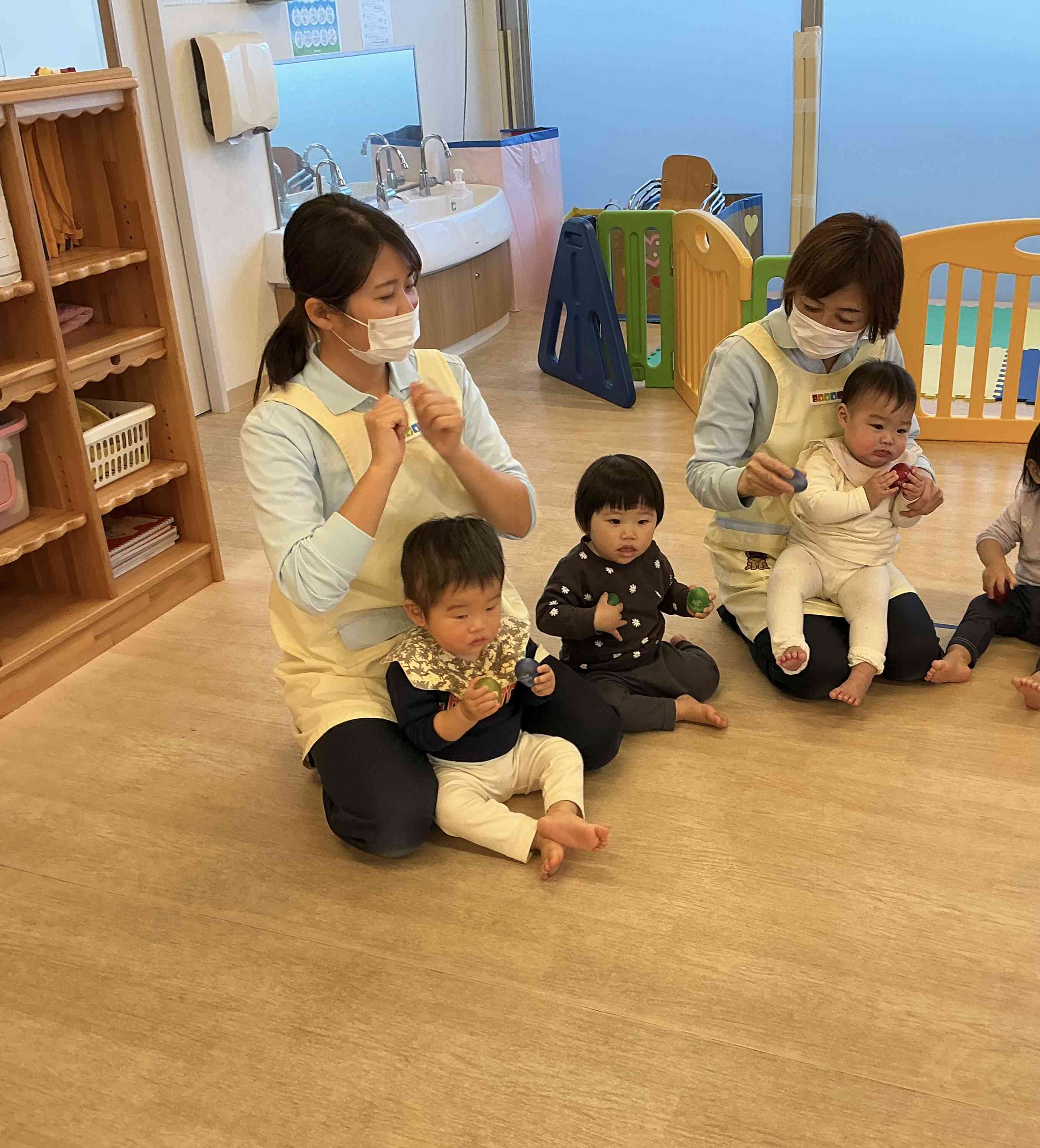 ひよこ組さん達も楽しんでますよー