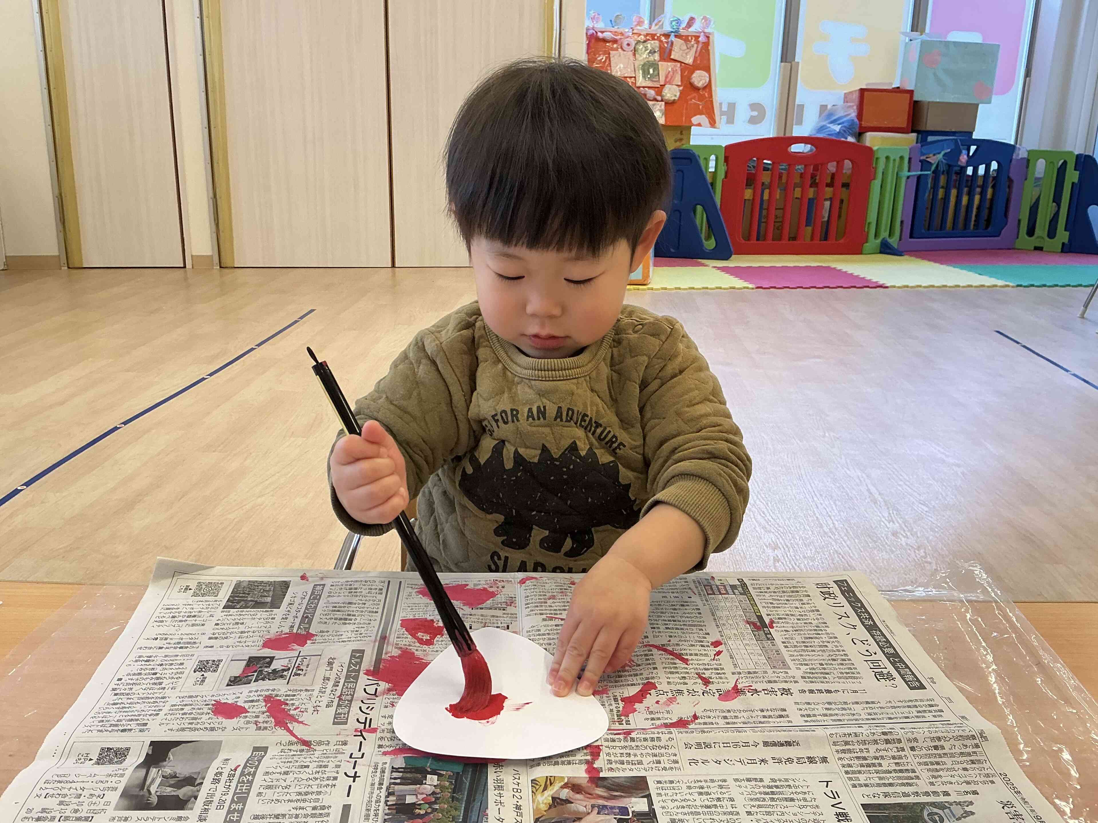 絵の具でいちご作り！