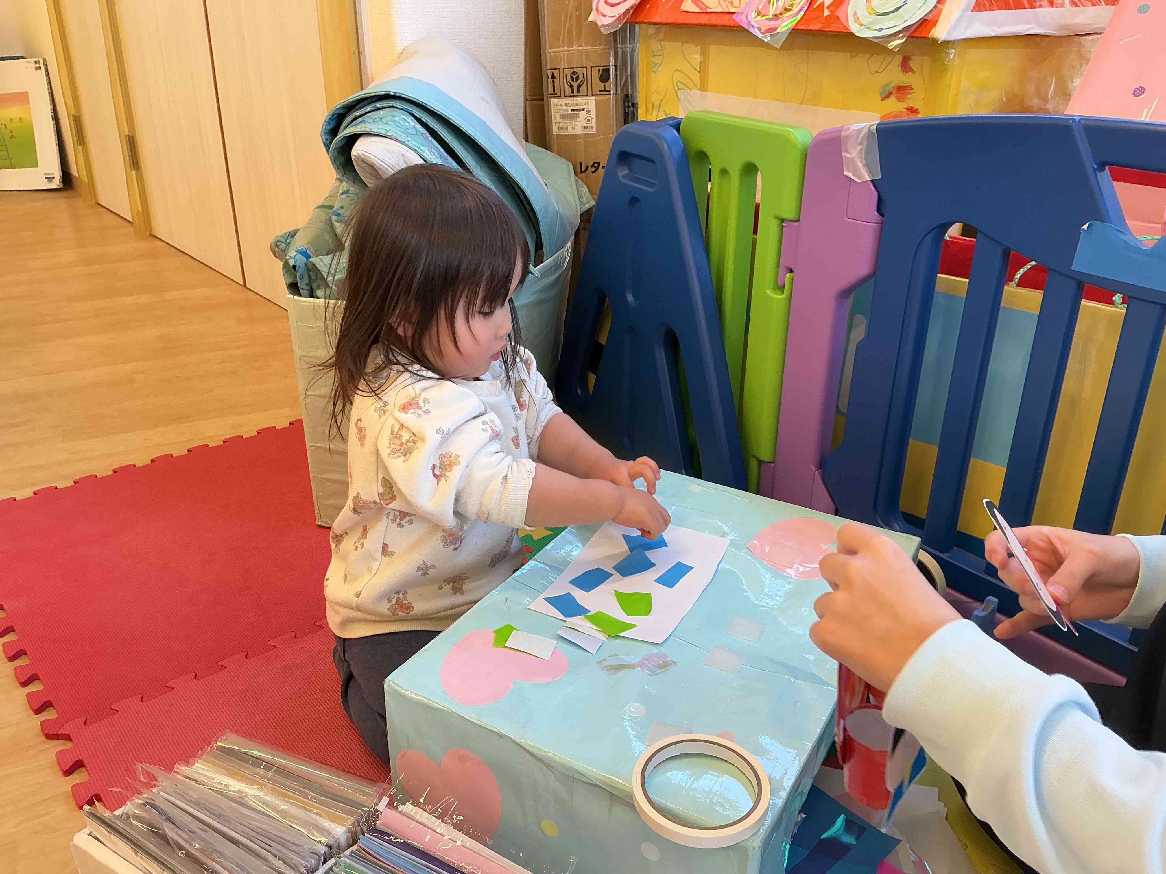 ハサミとのりを使ったよ