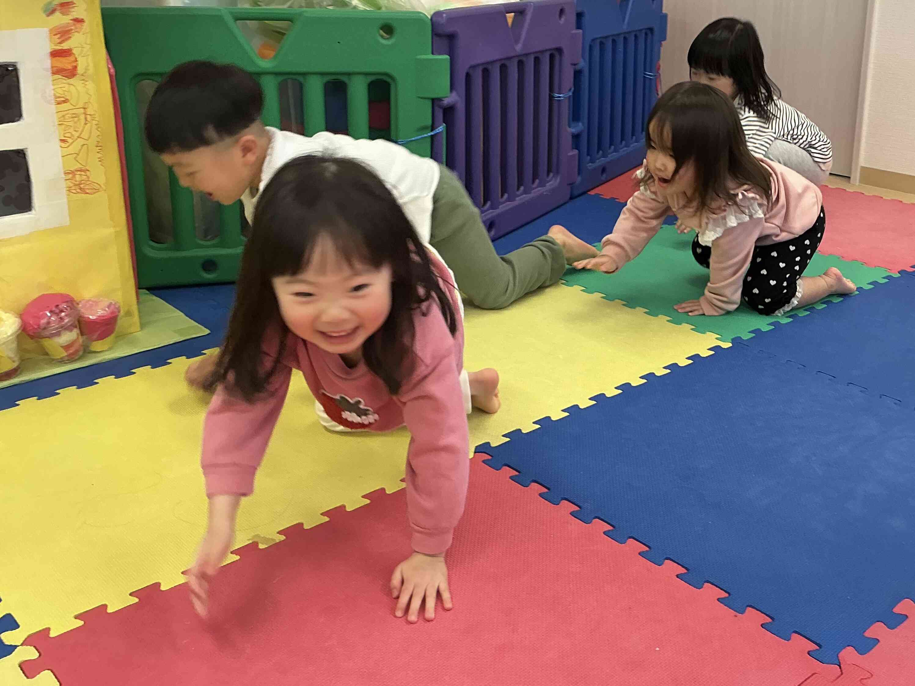 みんなでハイハイレース