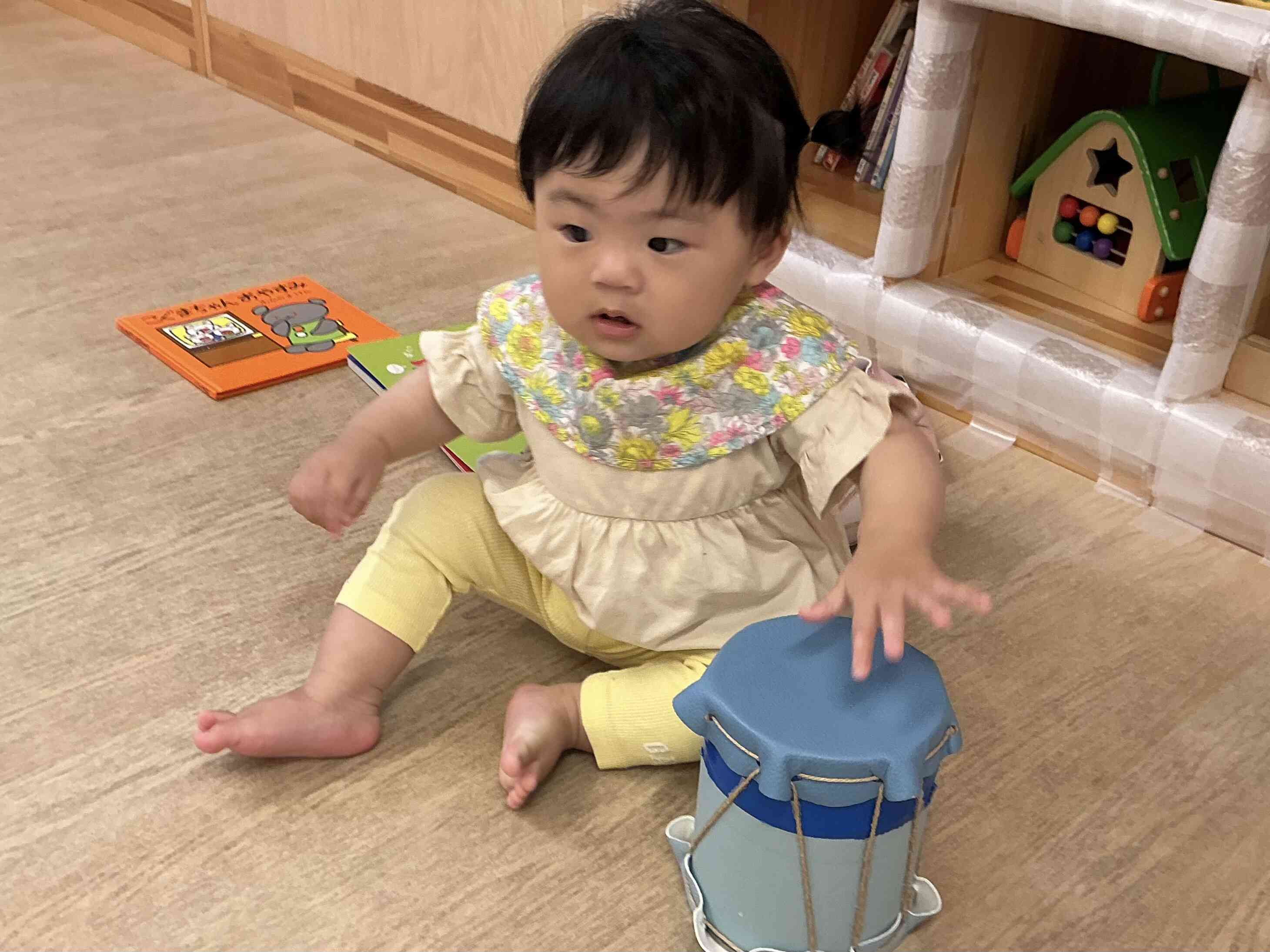 私はたいこをたたいて遊んだよ！