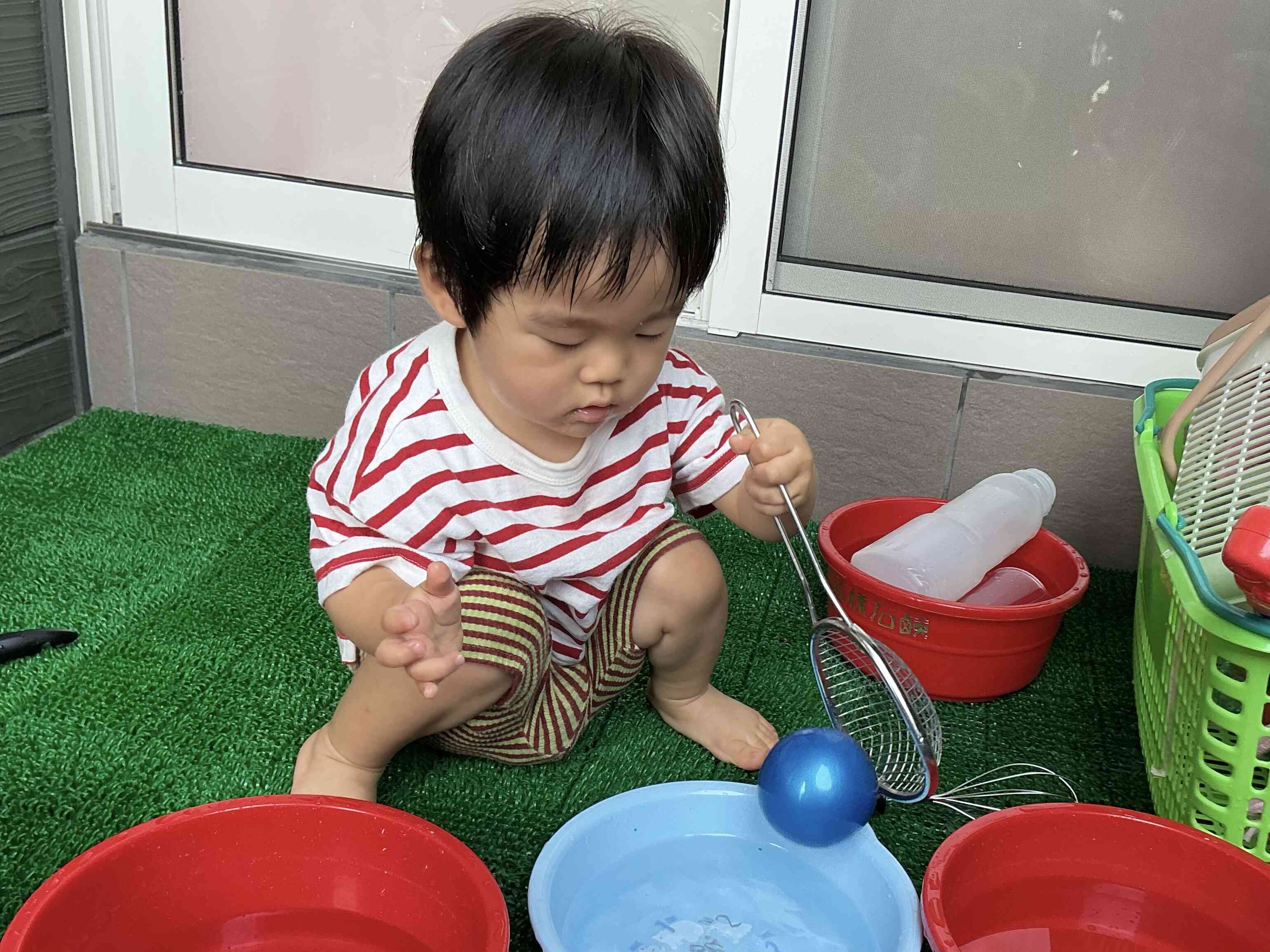 ボールをぽとんっ！