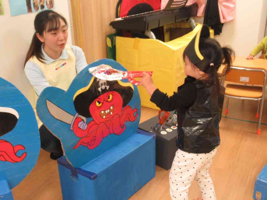 さぁ～！！おおだこが現れたよ！！剣でやっつけてね☆