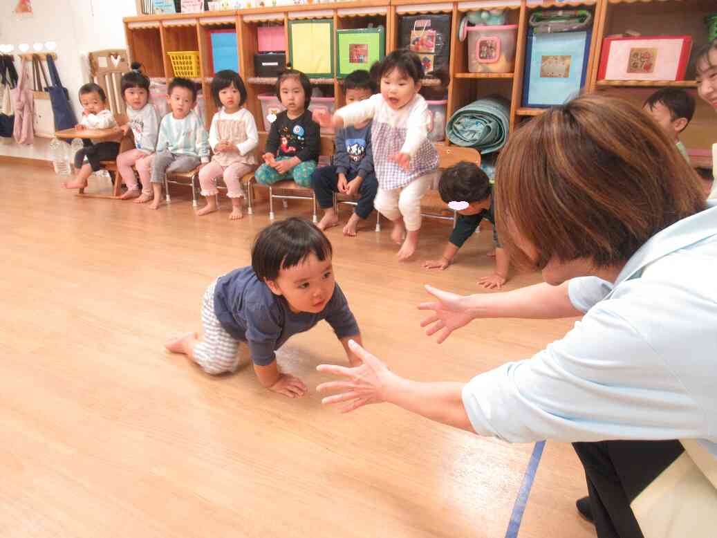 最後はよ~い☆どん!!先生の所まで、がんばったね~♪