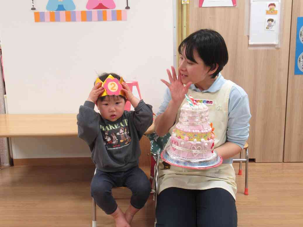 ３月のお誕生日会とお雛祭り会♡