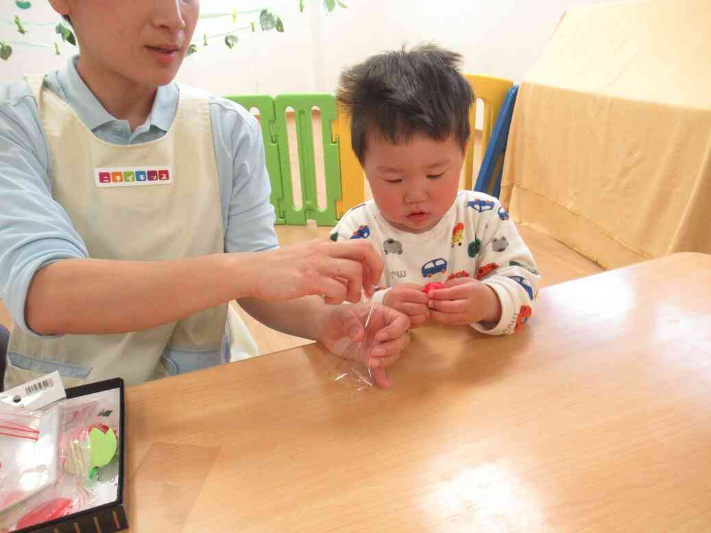 4月の食育（いちご狩り）その3
