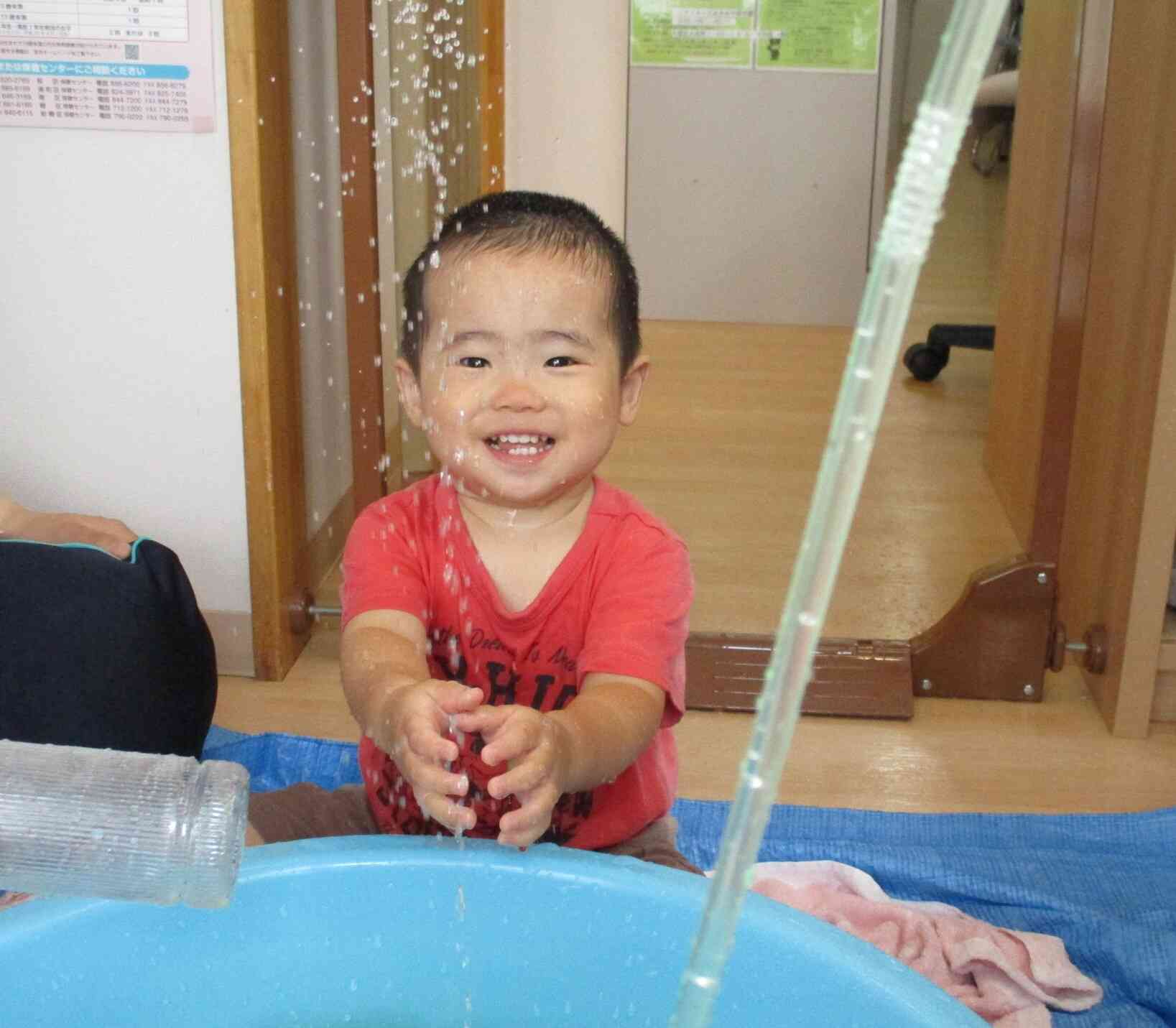 水あそび！楽しいね