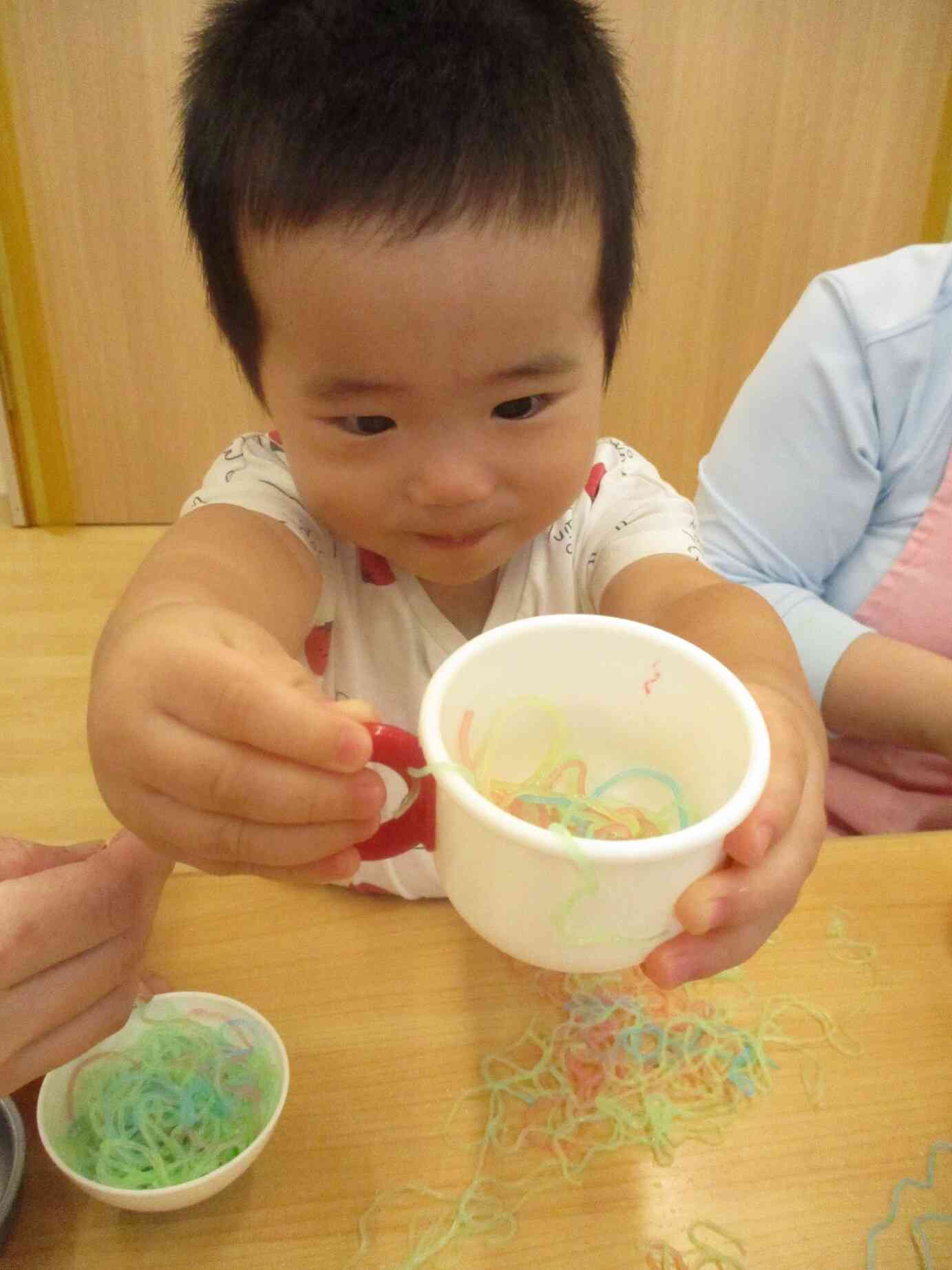 はい！どーぞ。おいしい飲み物です☆