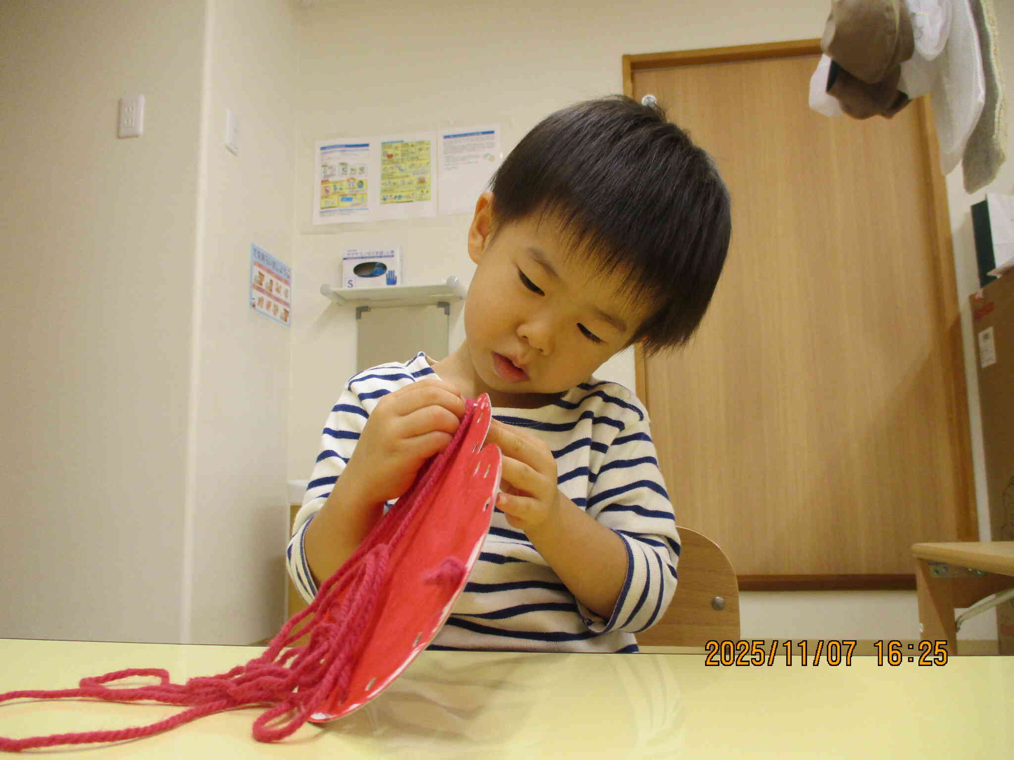 穴に通すの難しい！