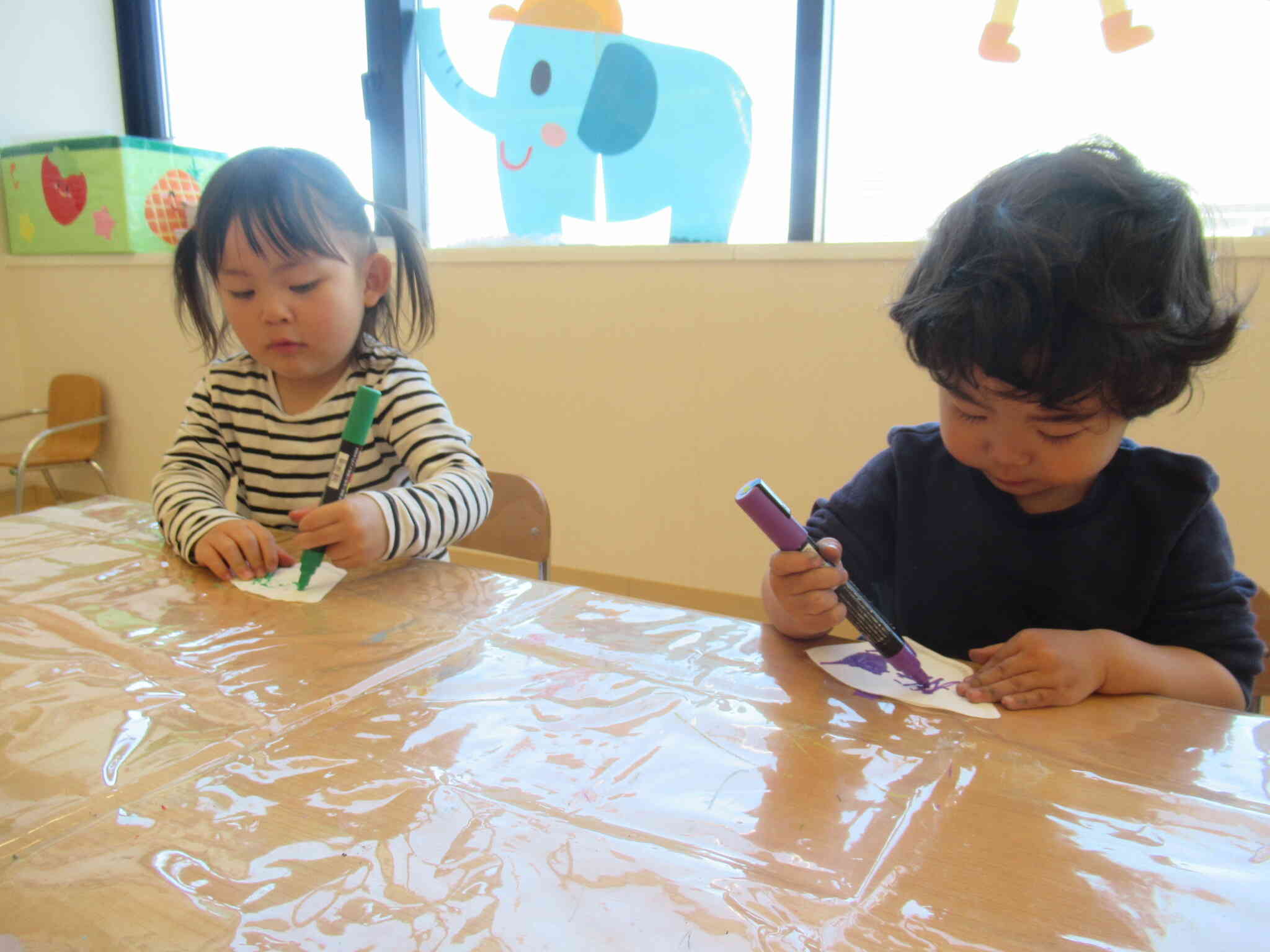 好きな色を選んでお絵かき★