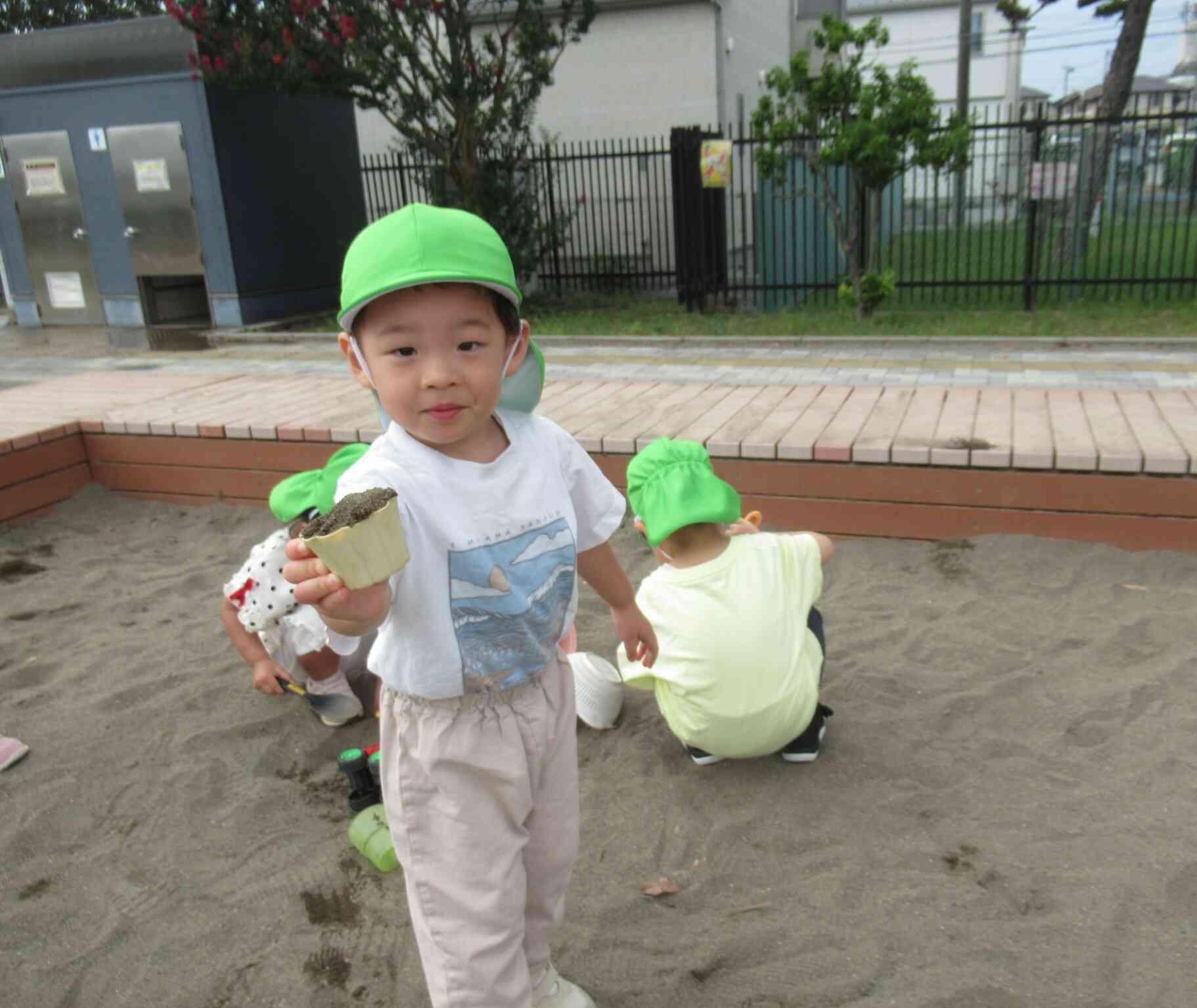 砂で何を作ろうかな~!