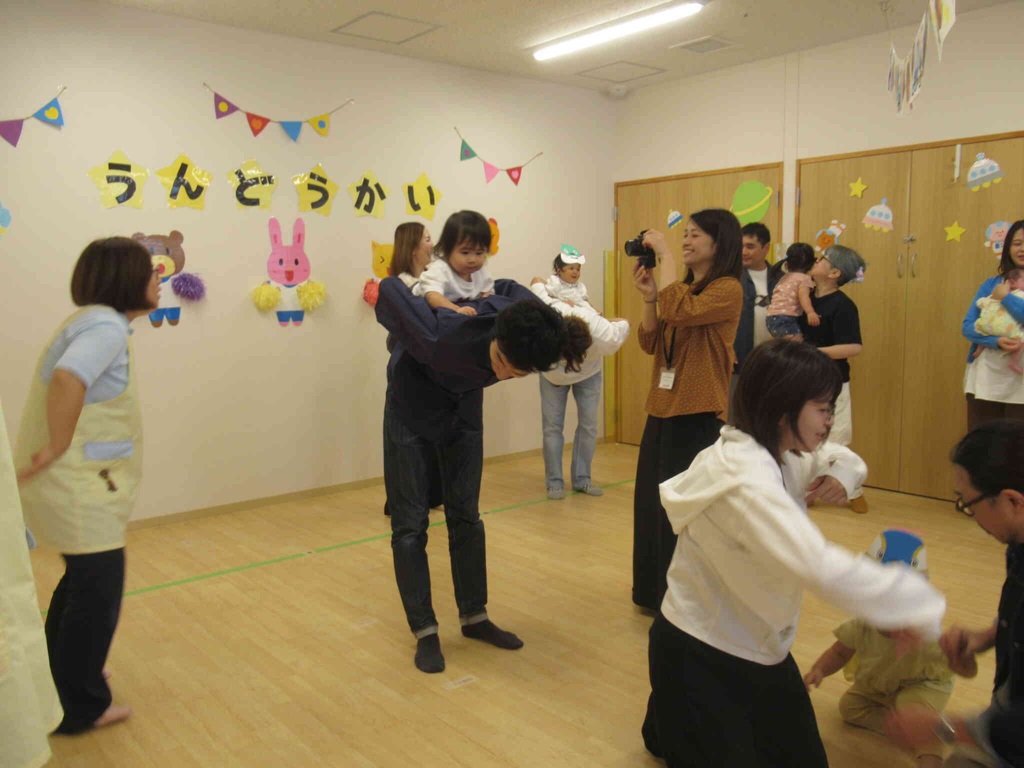 最後はお家の人と体操♪