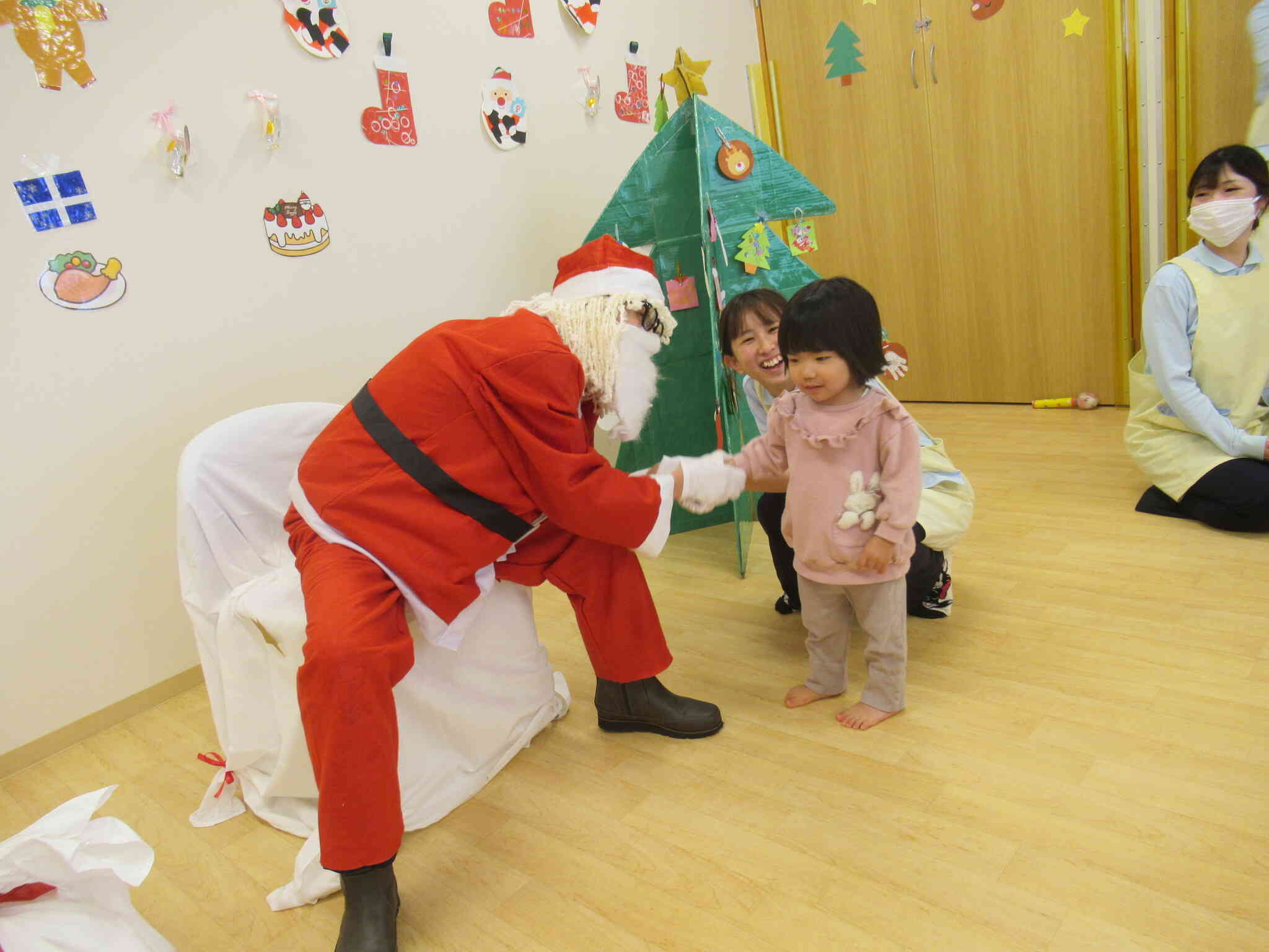 サンタクロースが来たよ～！