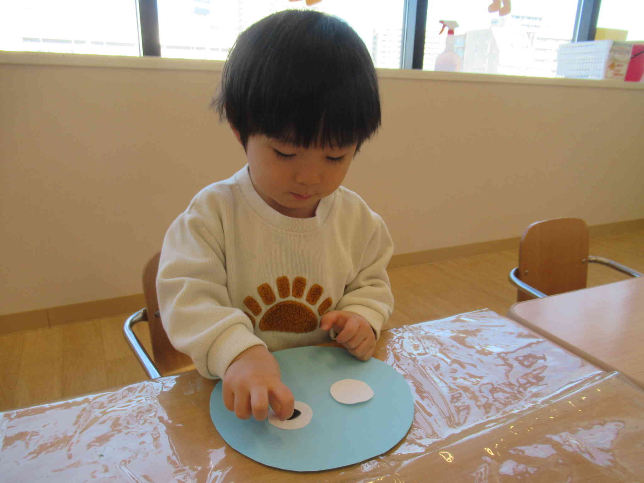 1歳児クラス 1月 鬼の製作