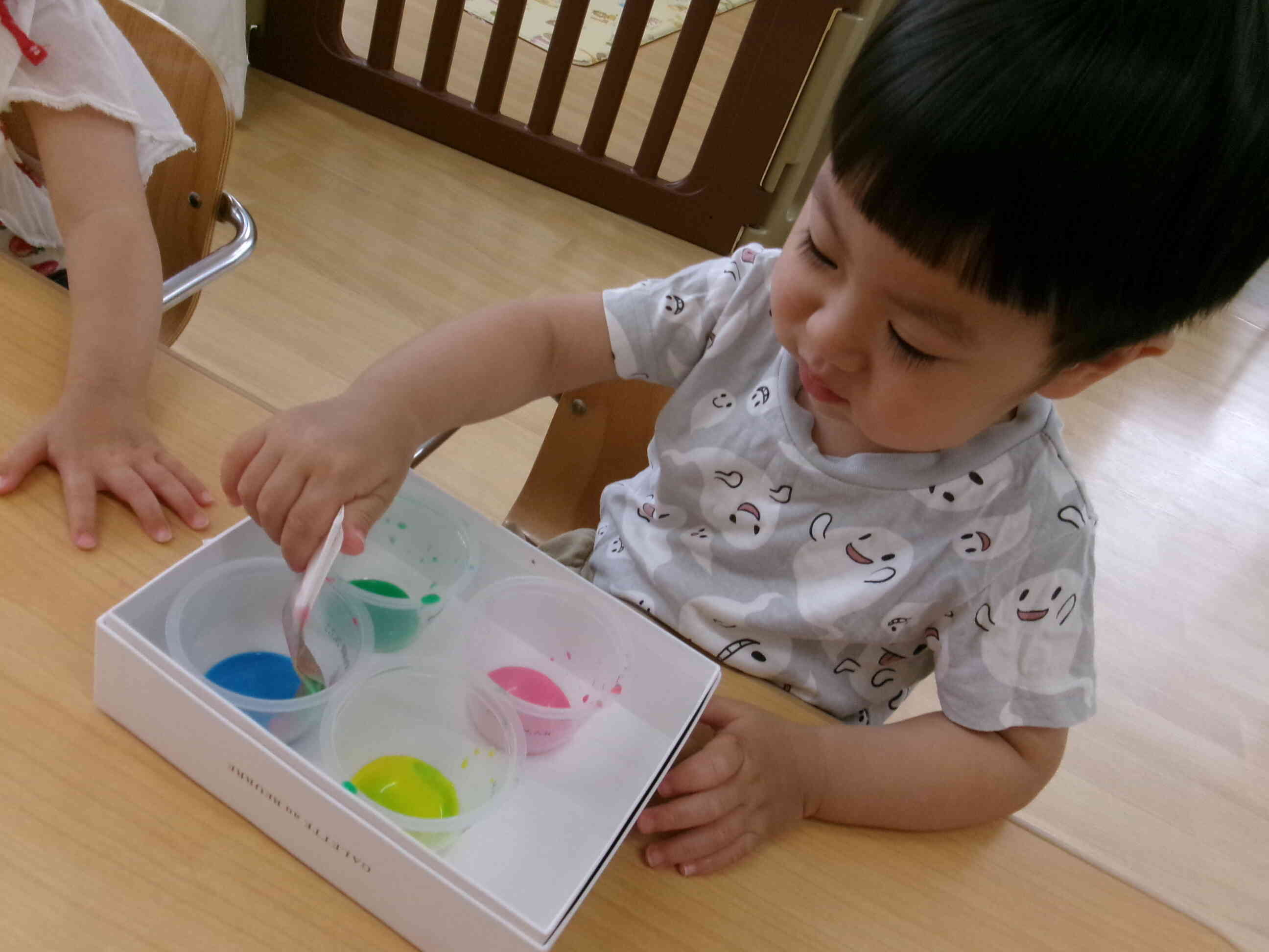 どんな模様になるかな？(1歳児)