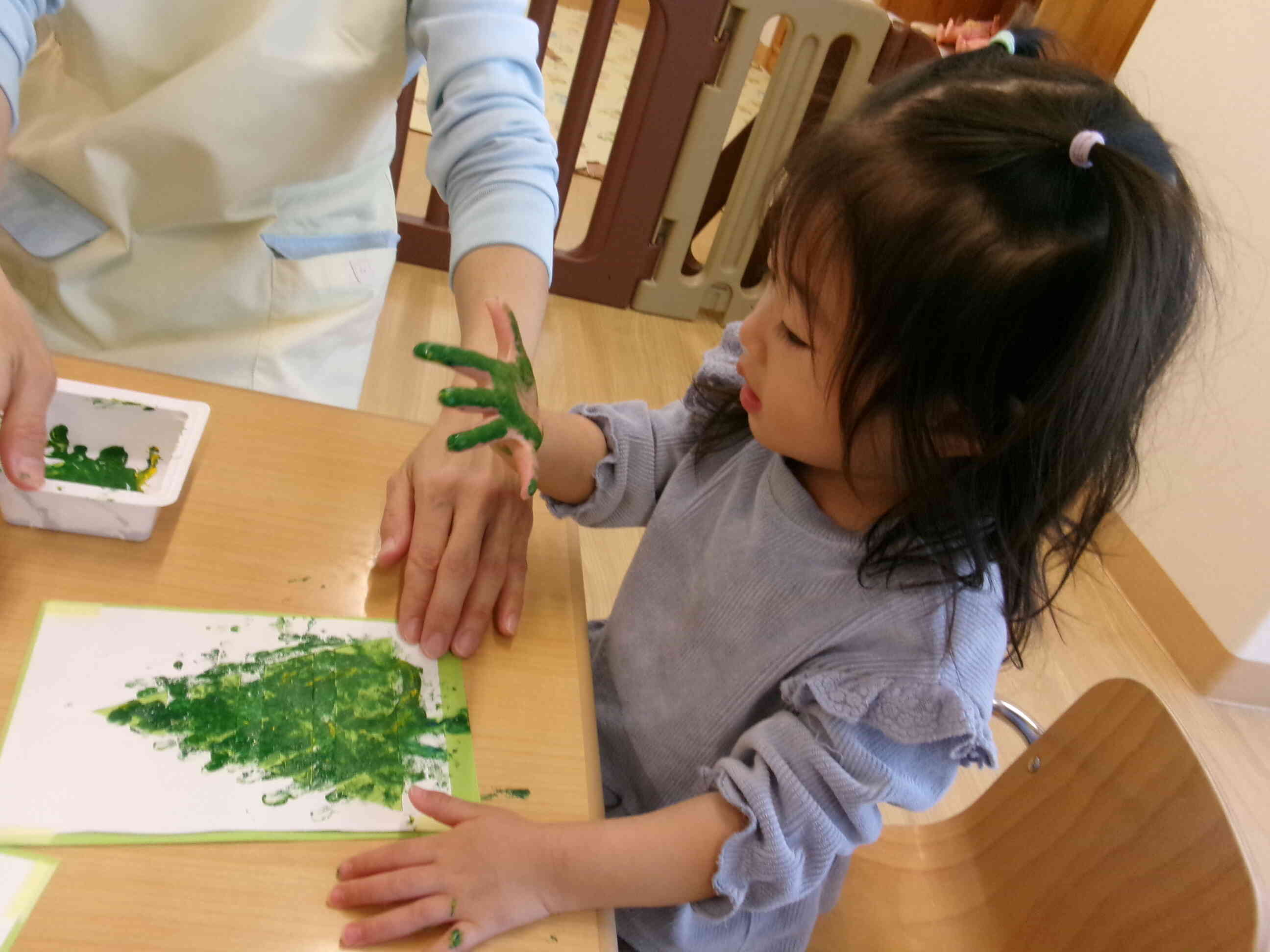 手のひらでも感触を楽しみました。