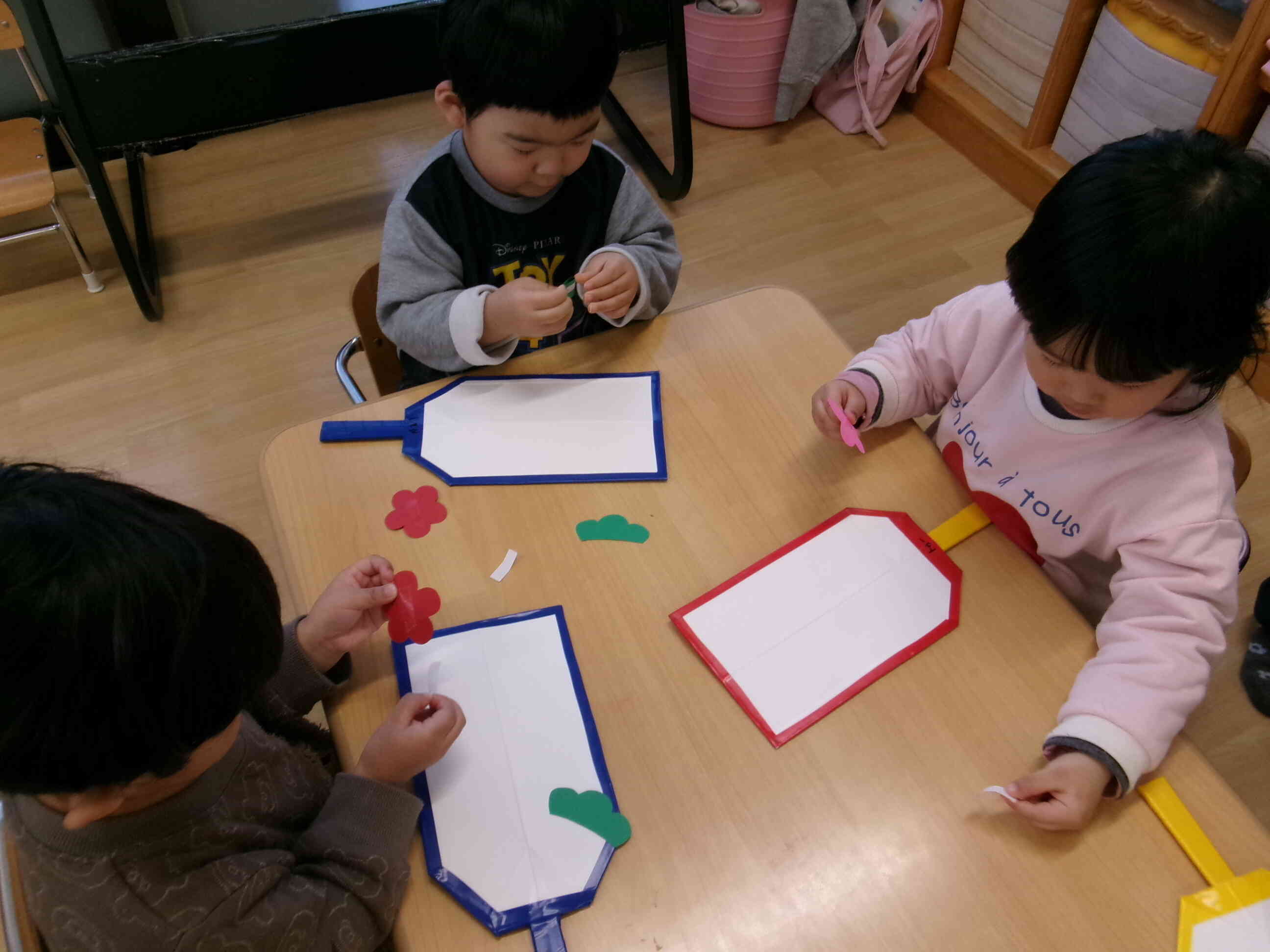 お正月あそび（１.２歳児）