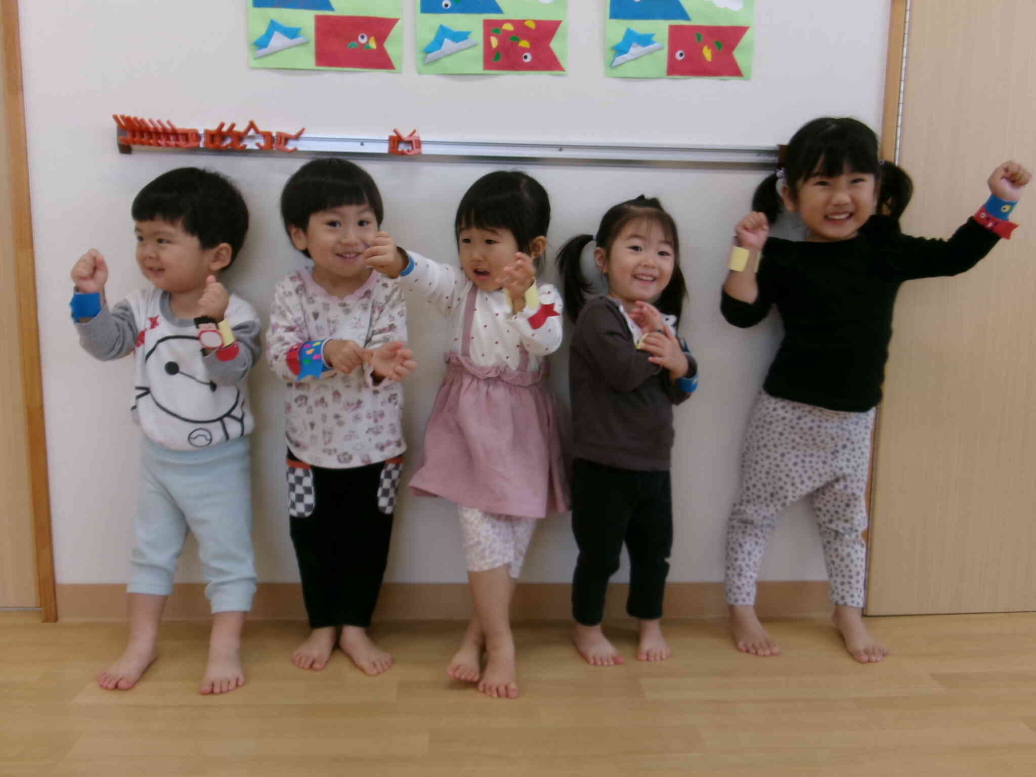 こいのぼり作ったよ(1.2歳児)