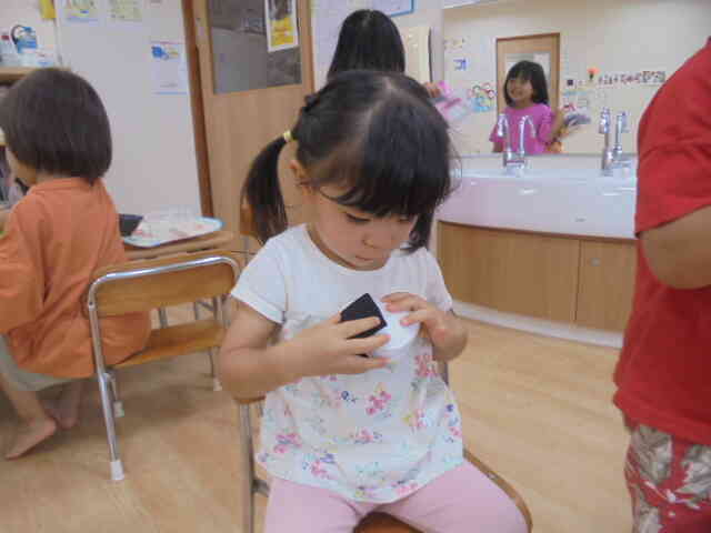 おにぎり？一生懸命作ってます！