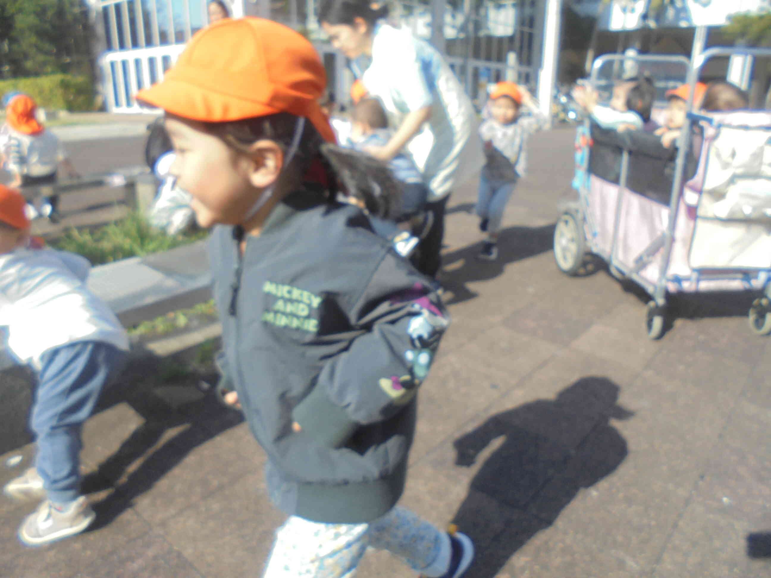 鬼さん影から逃げろ～