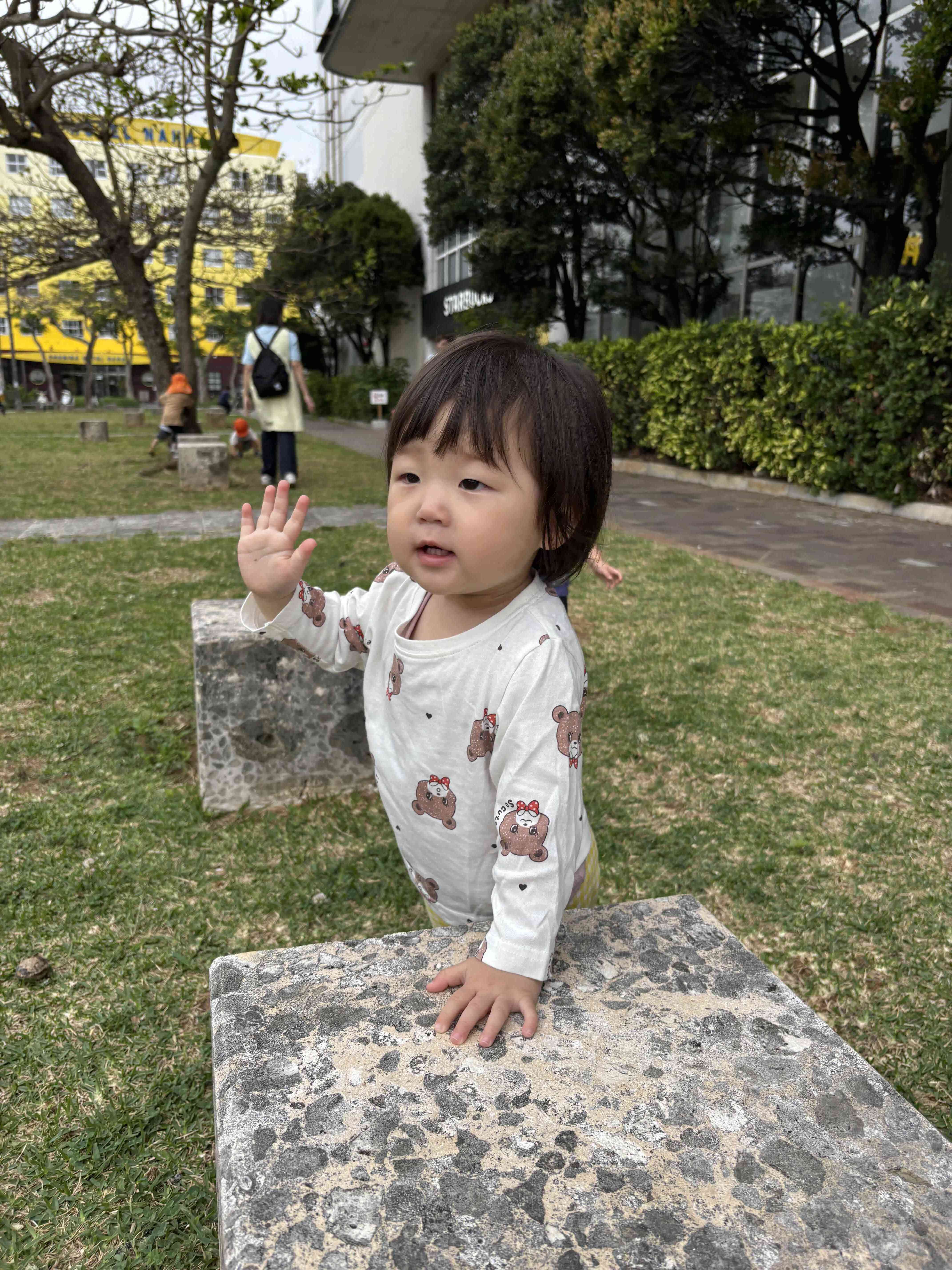 お名前を呼ぶと「は～い！」と小さな手をちょこんと挙げてくれました！