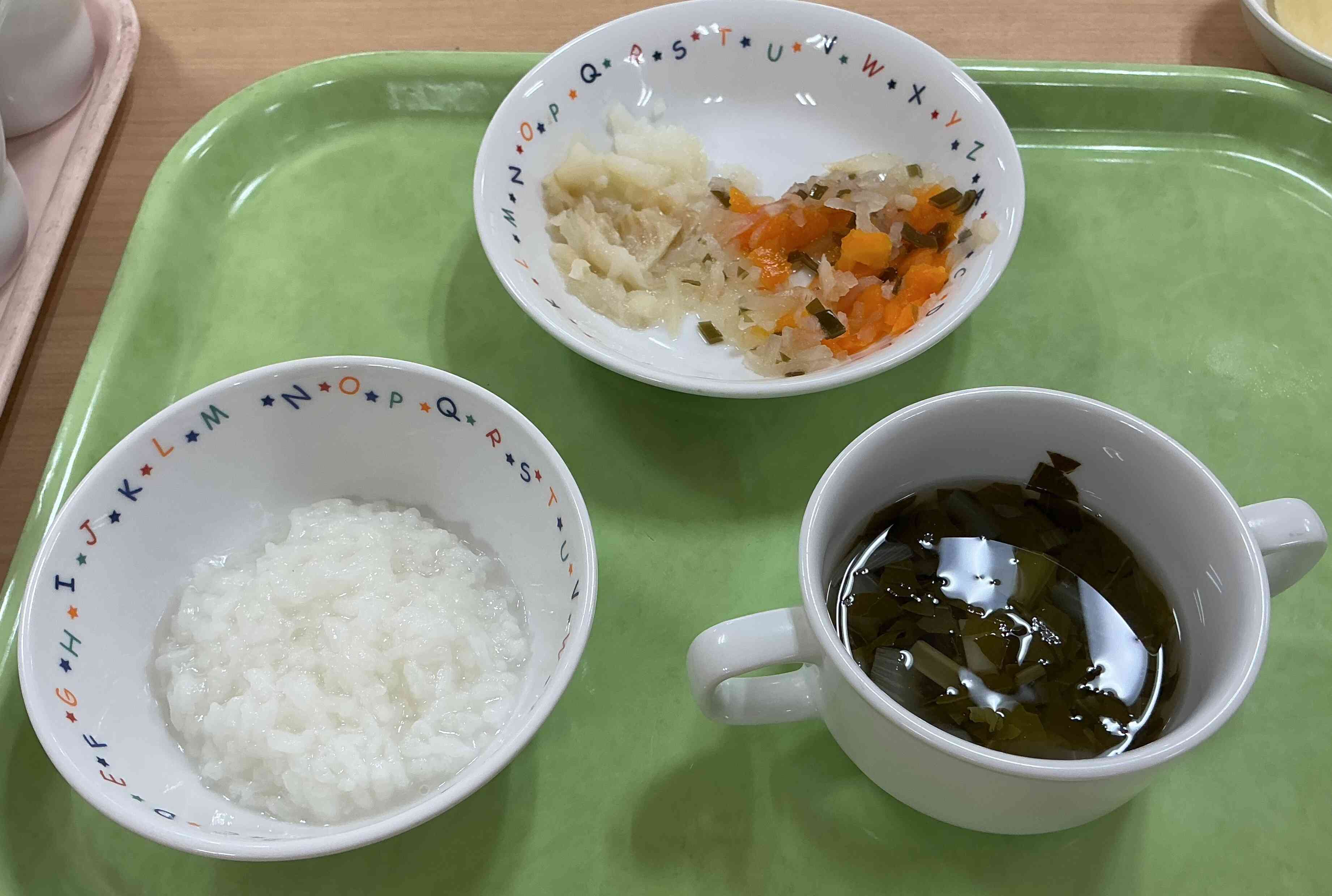 本日のメニュー（中期食）８月１９日