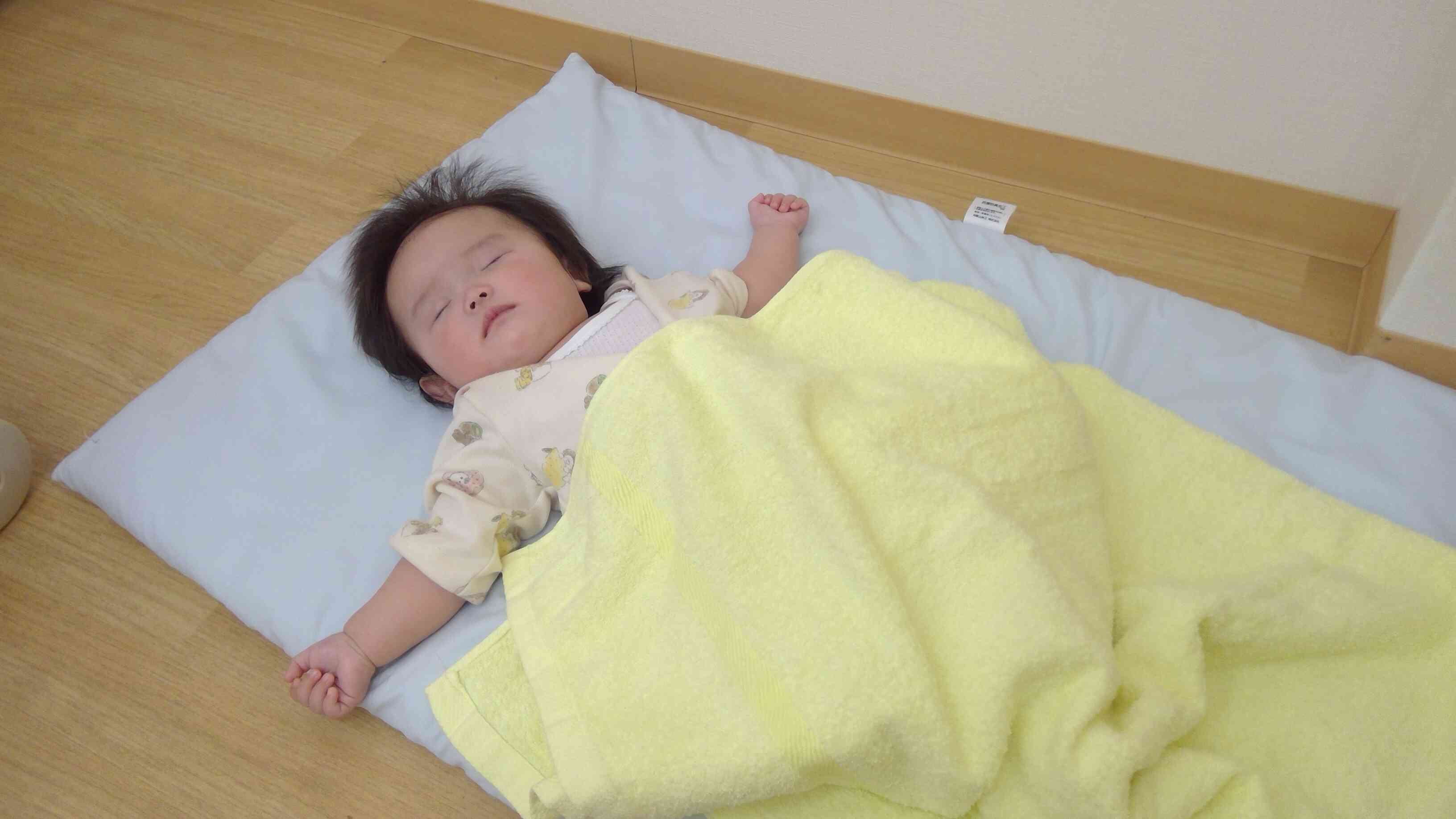 新入園児０歳児ひよこさん☆スヤスヤ　ｚｚｚ