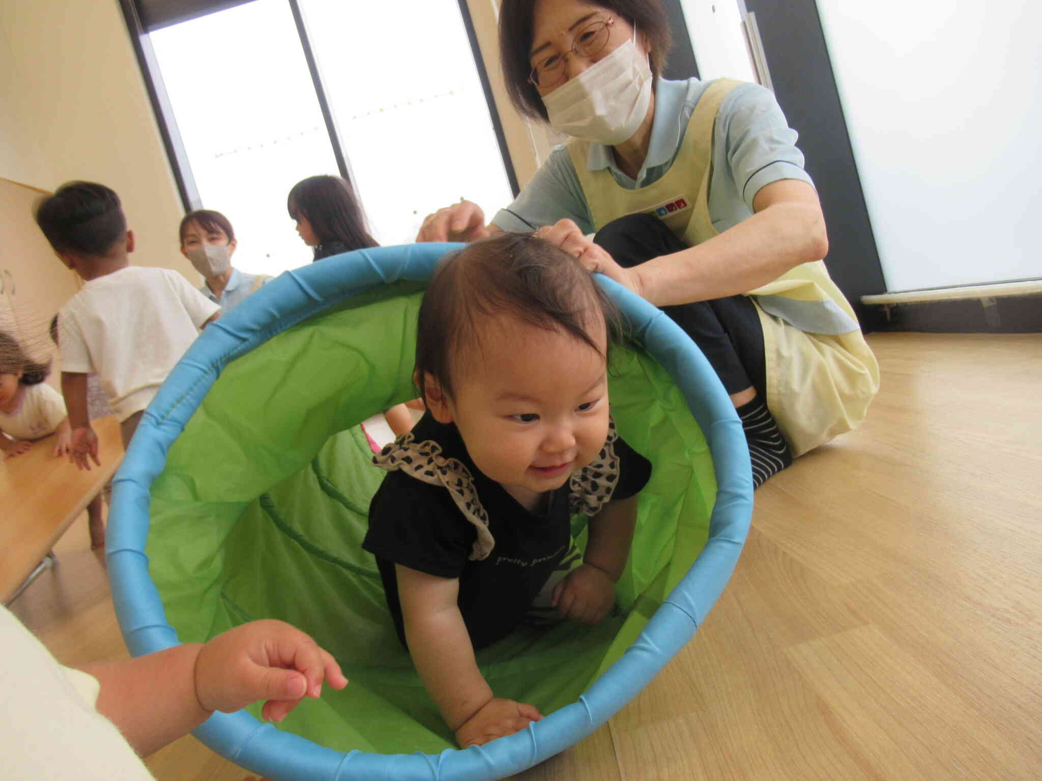 ばああ