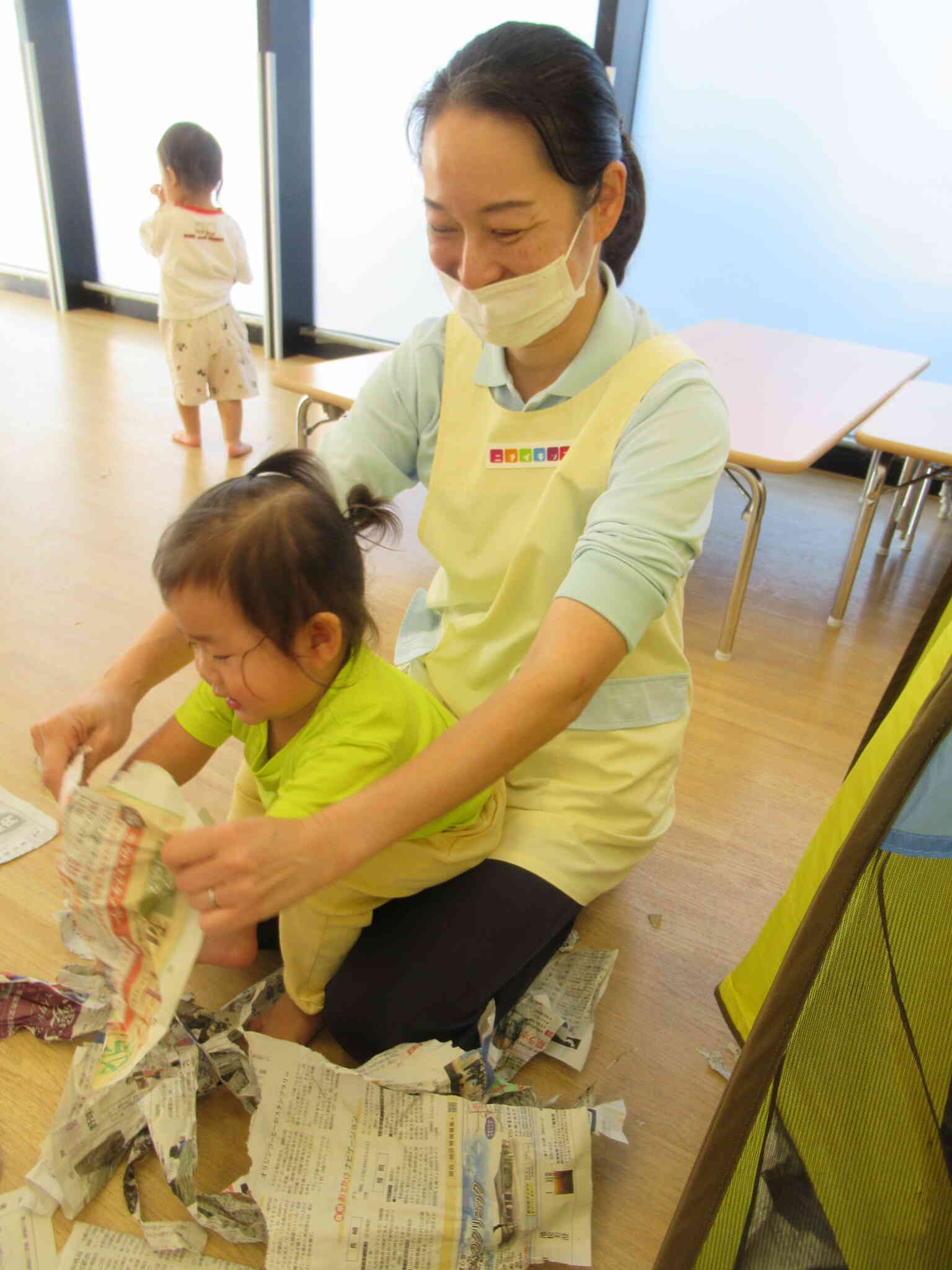 先生のお膝で…