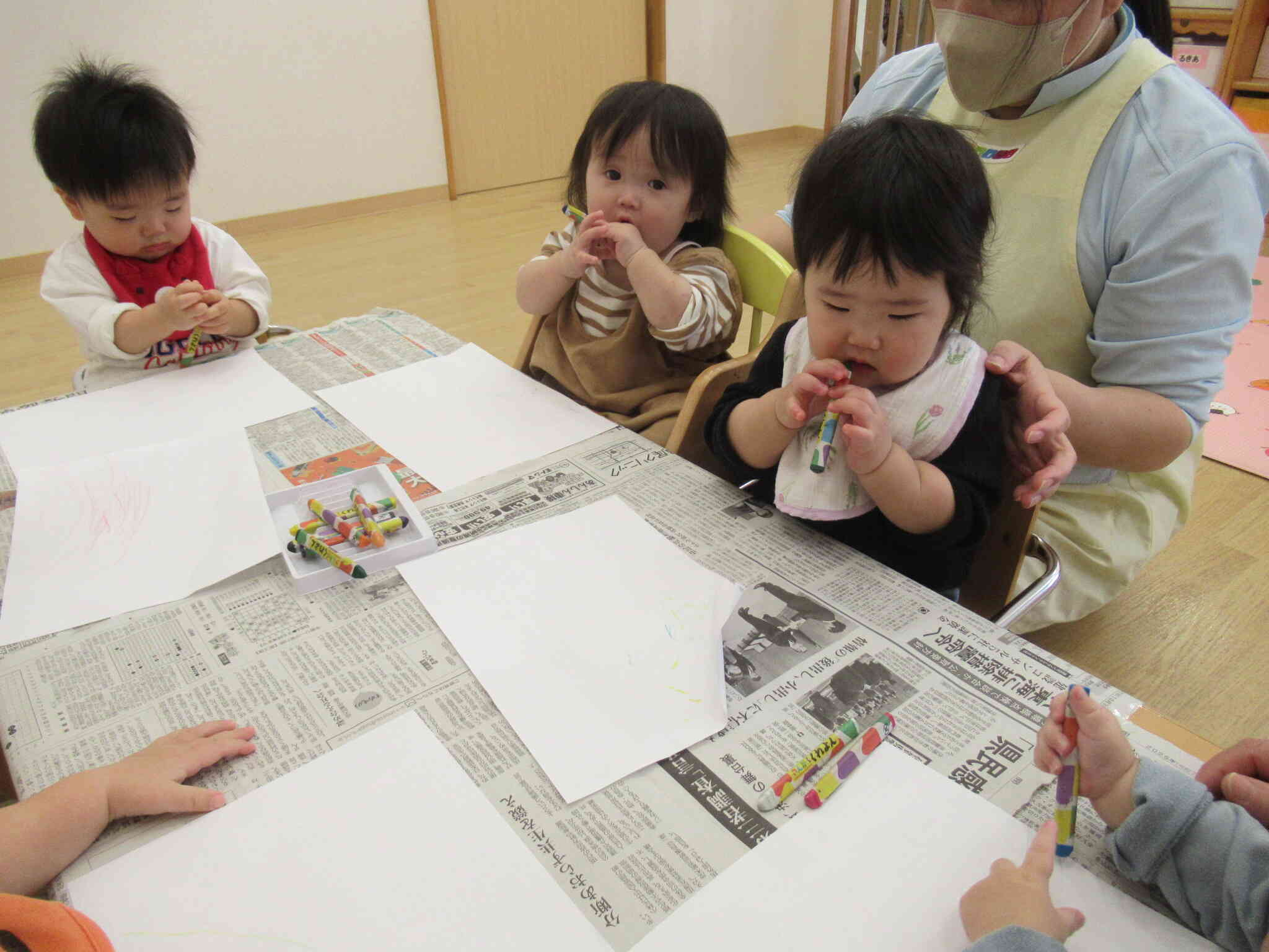 ０歳児ひよこさん☆活動中
