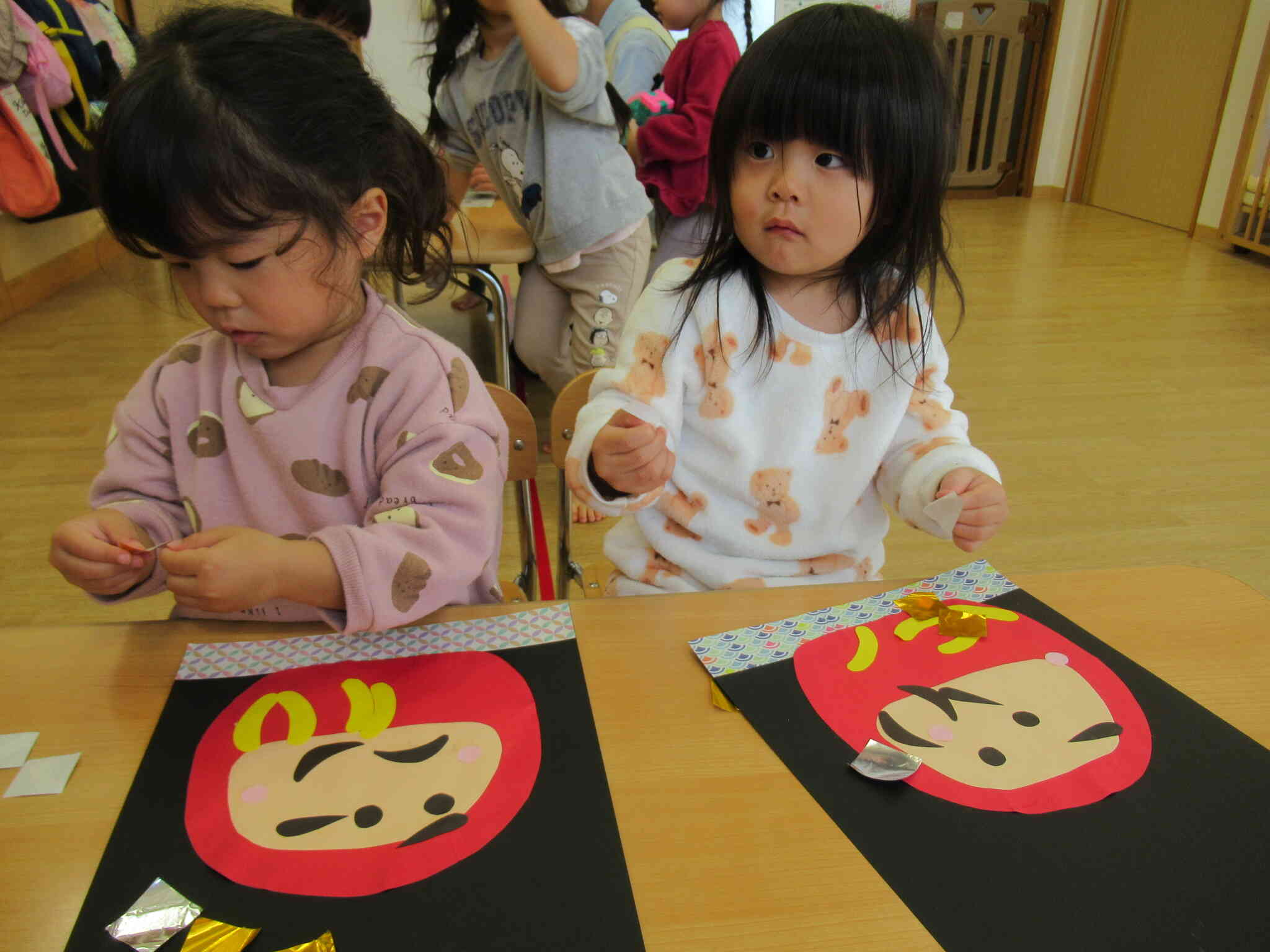 お友達とお正月遊びかな(*^_^*)