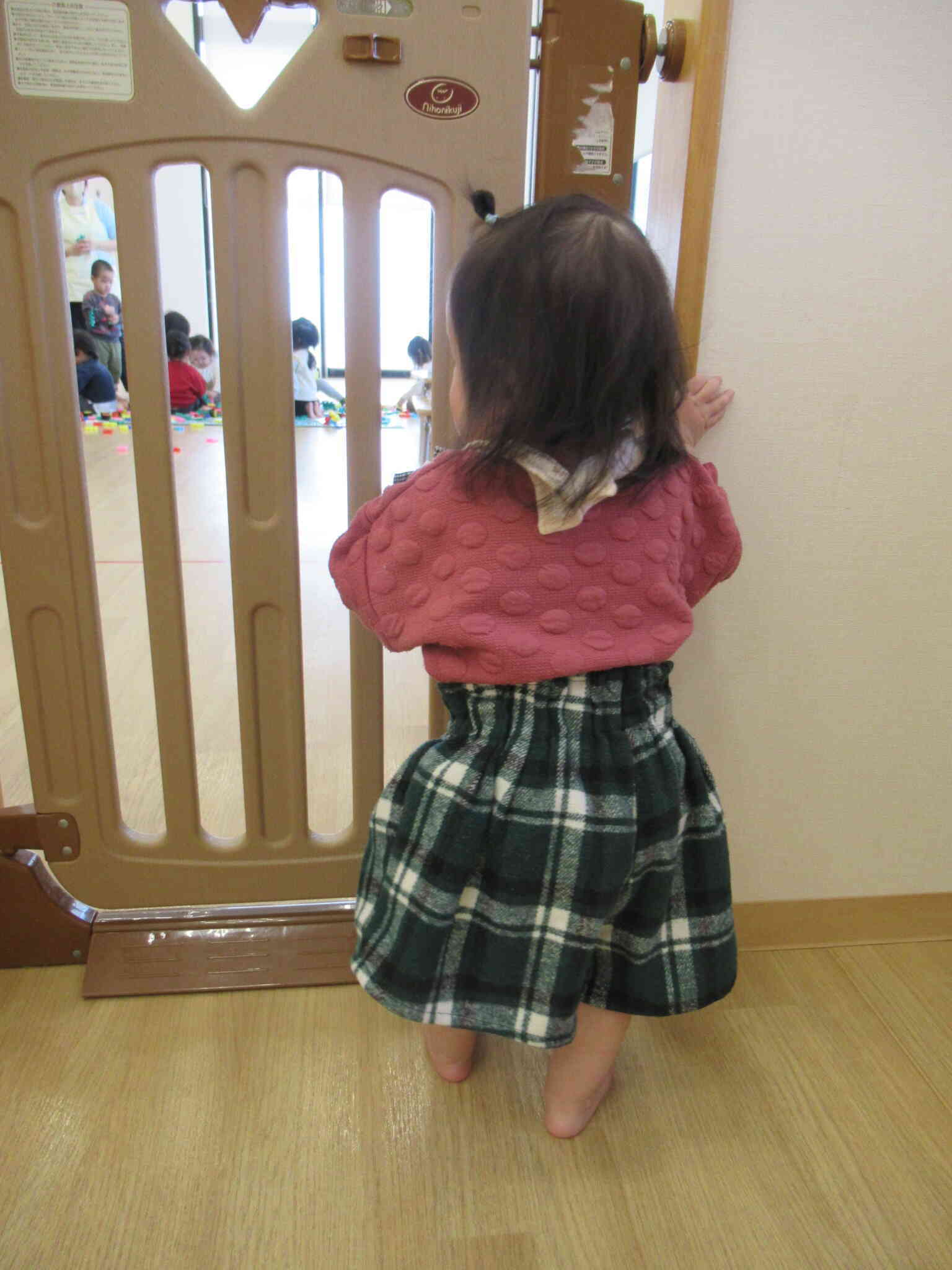 お兄ちゃん」☆お姉ちゃんたちを見てる(笑)